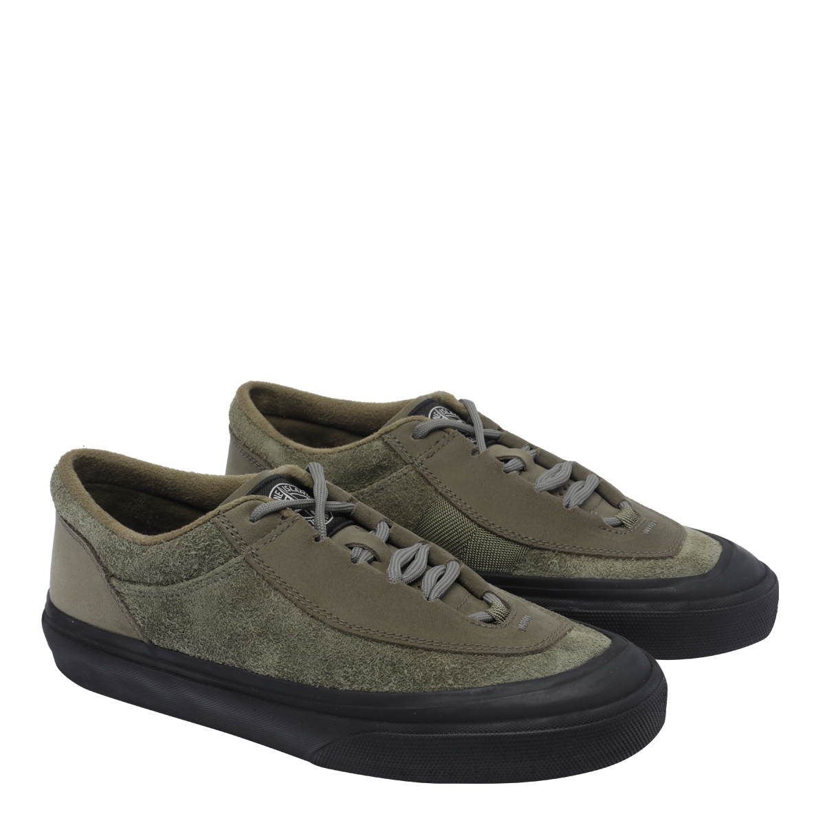 [Stone Island] Sneakers FW26 S100020S0539V005G