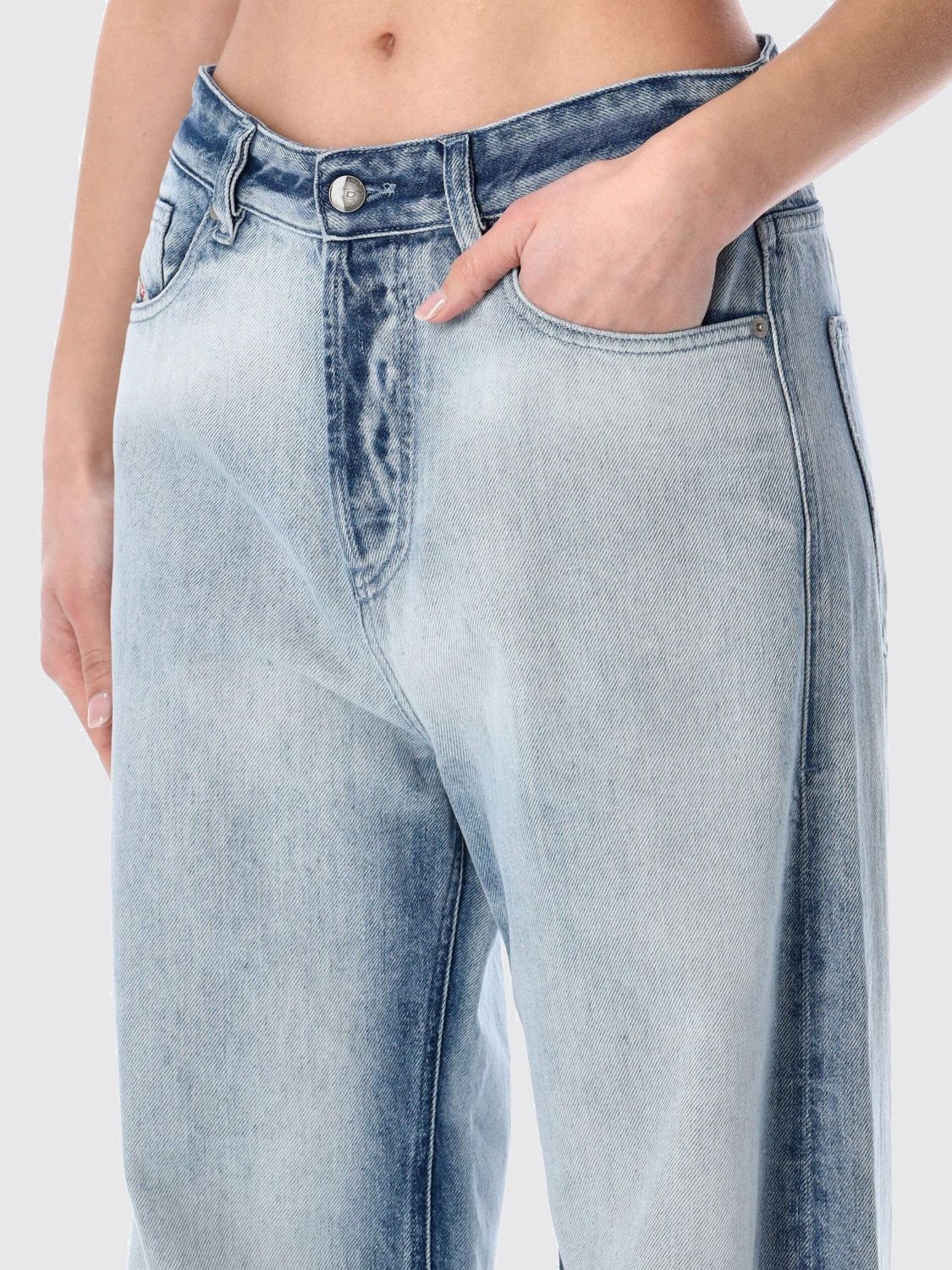 [Diesel] Jeans SS26 A2383309P29 01