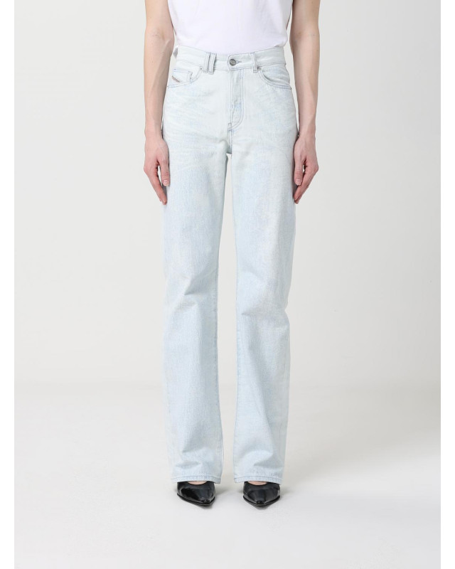 [Diesel] Jeans SS26 A2376109Q16 01