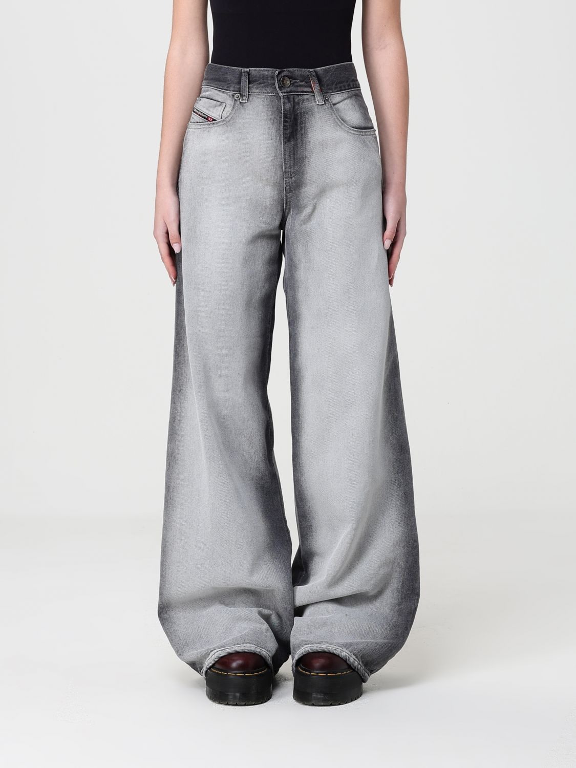 [Diesel] Jeans SS26 A2383709P28 02