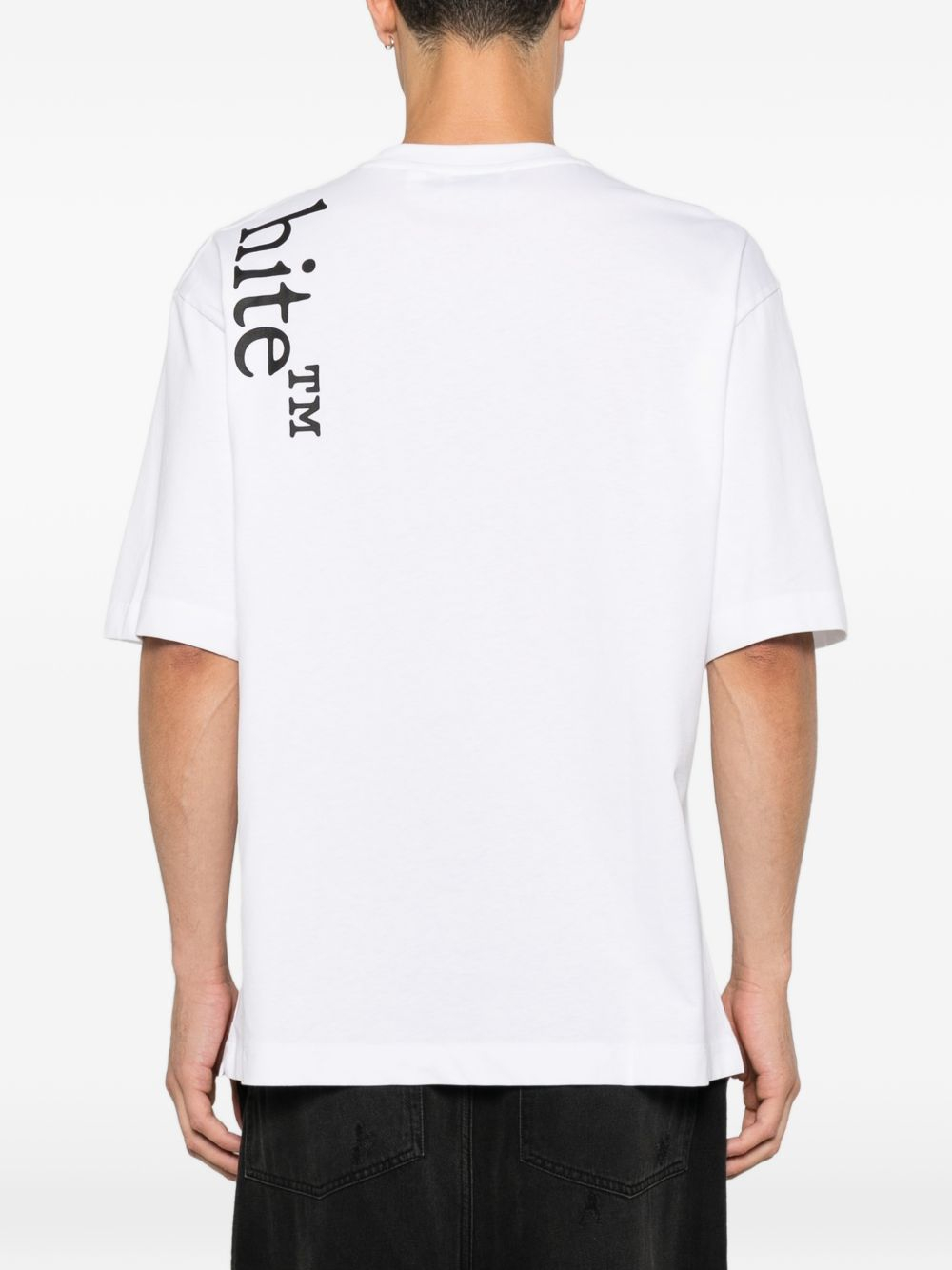 [Off White] T-shirts Short Sleeve FW26 OMAA120F26JER01010
