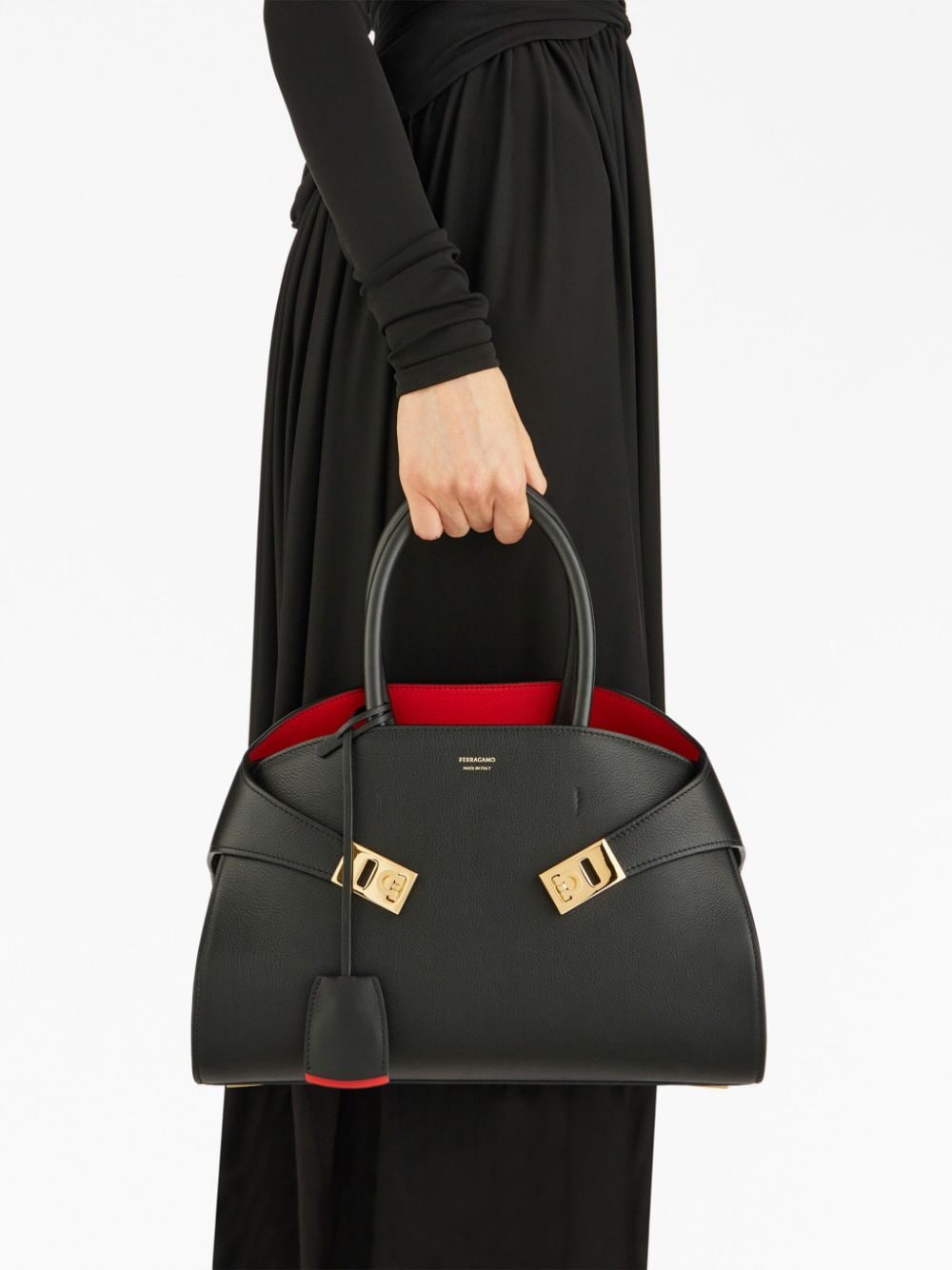 [Salvatore Ferragamo] Tote bag FW26 215608767814008