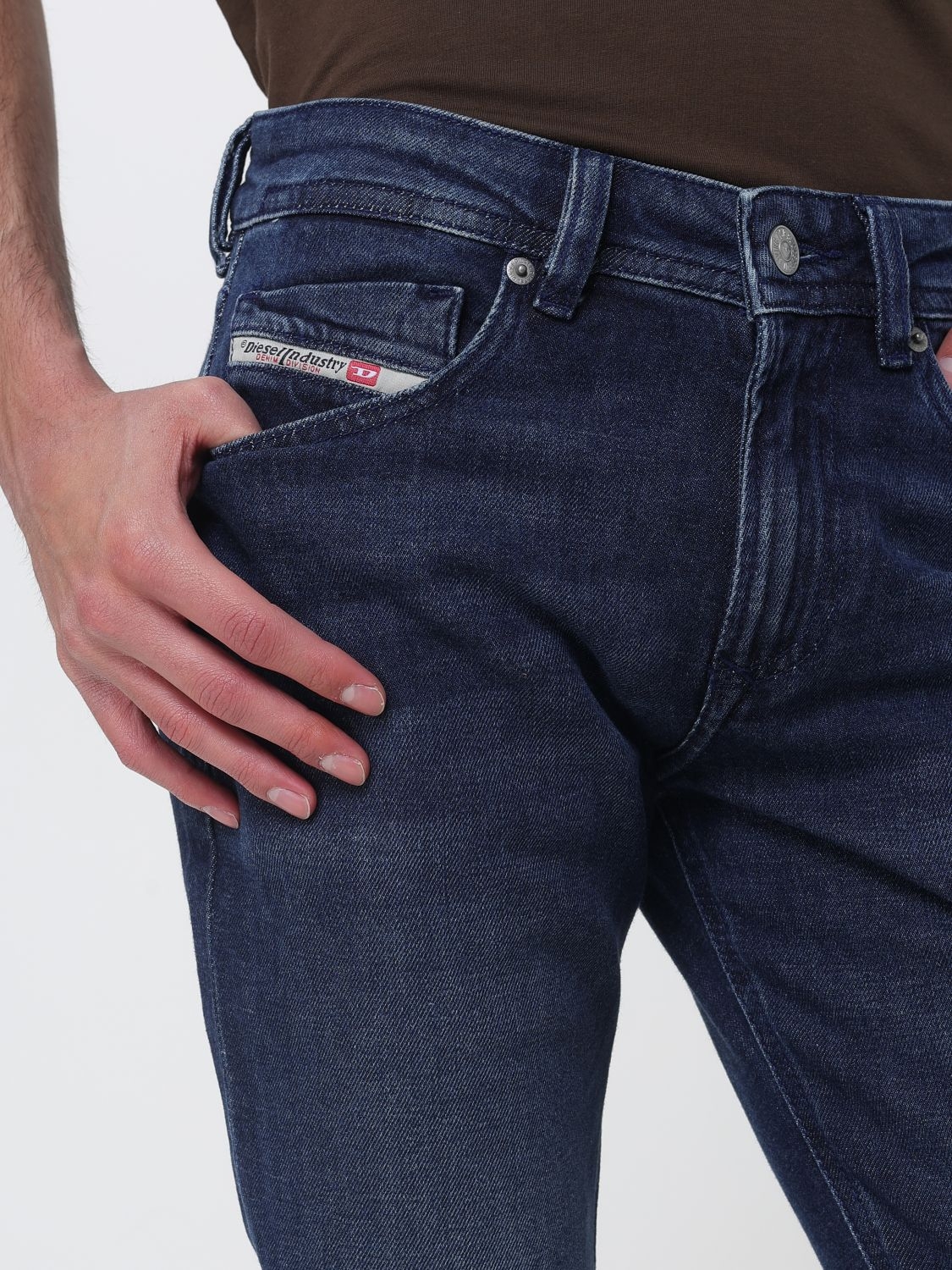 [Diesel] Jeans SS26 A035940ADBF 01