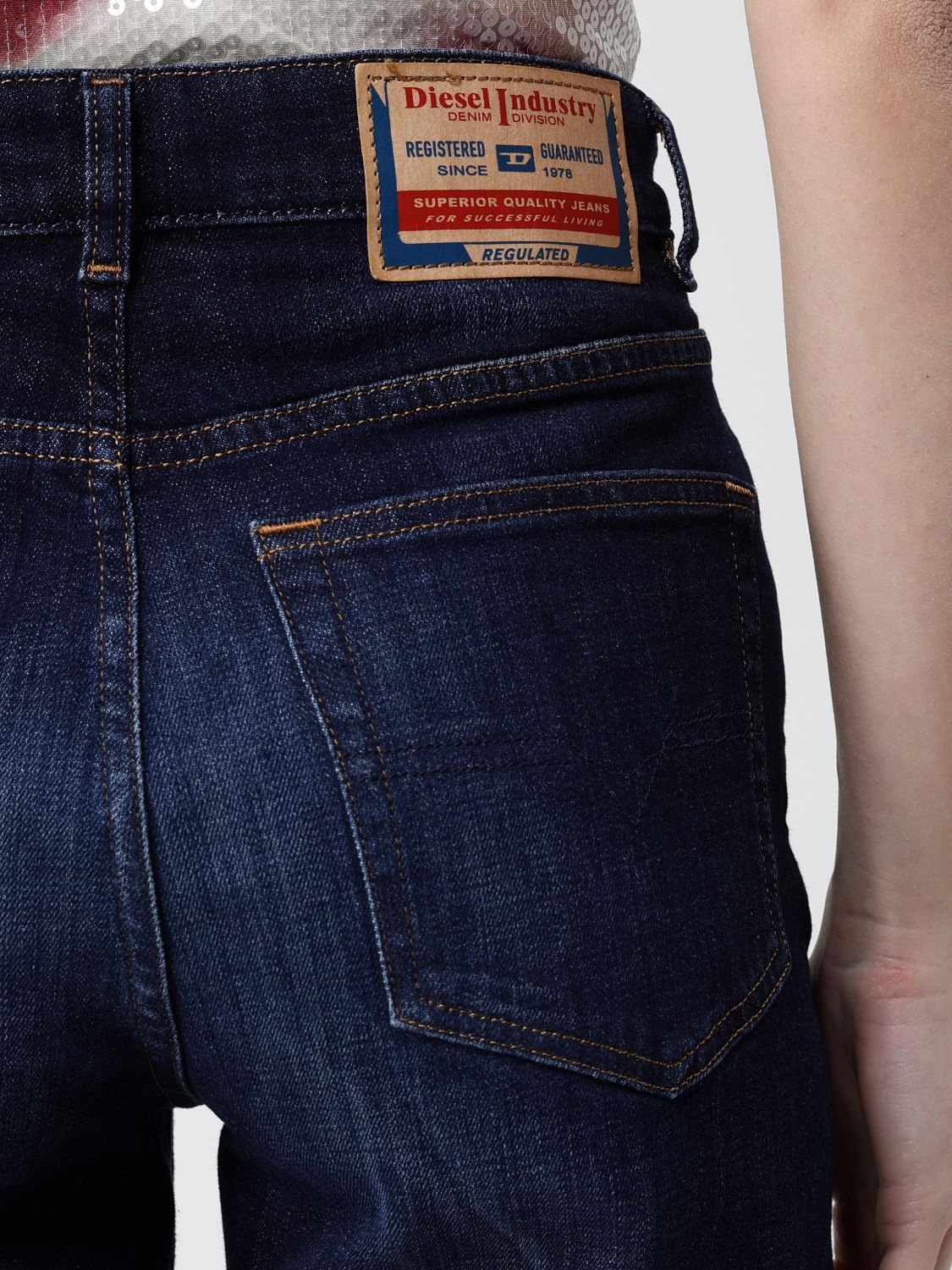 [Diesel] Jeans SS26 A198690ADBL 01