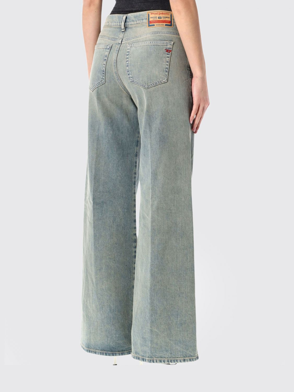 [Diesel] Jeans SS26 A0362409N33 01