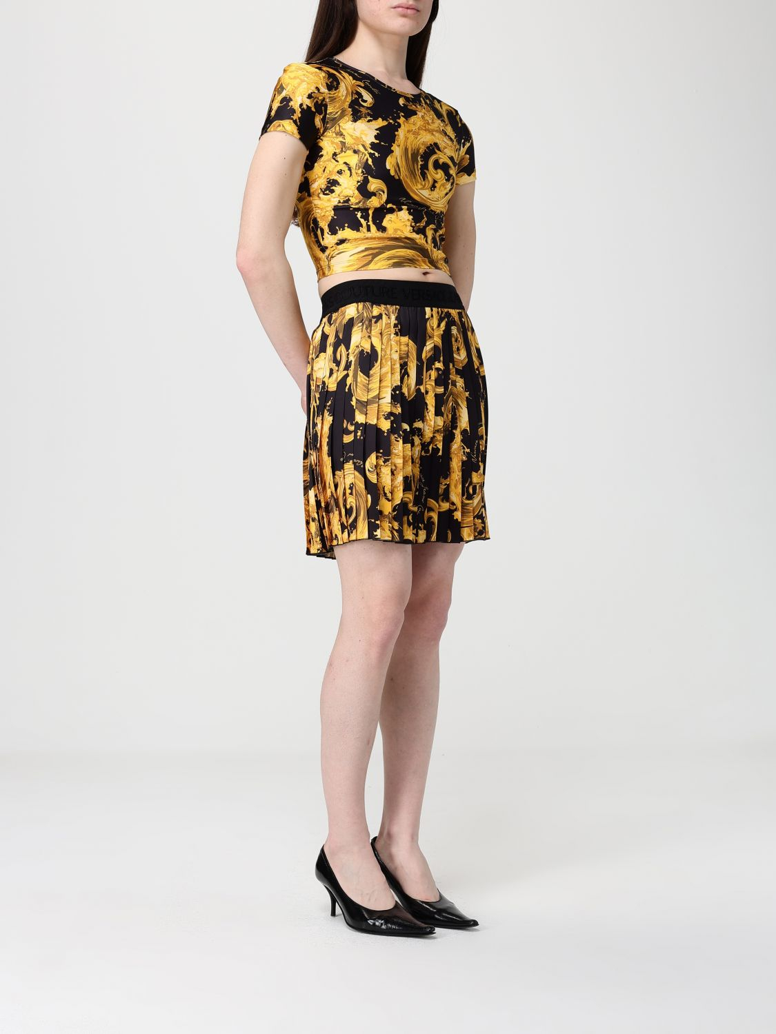[VERSACE JEANS COUTURE] T-shirts Short Sleeve SS26 80HAH602JS532 G89