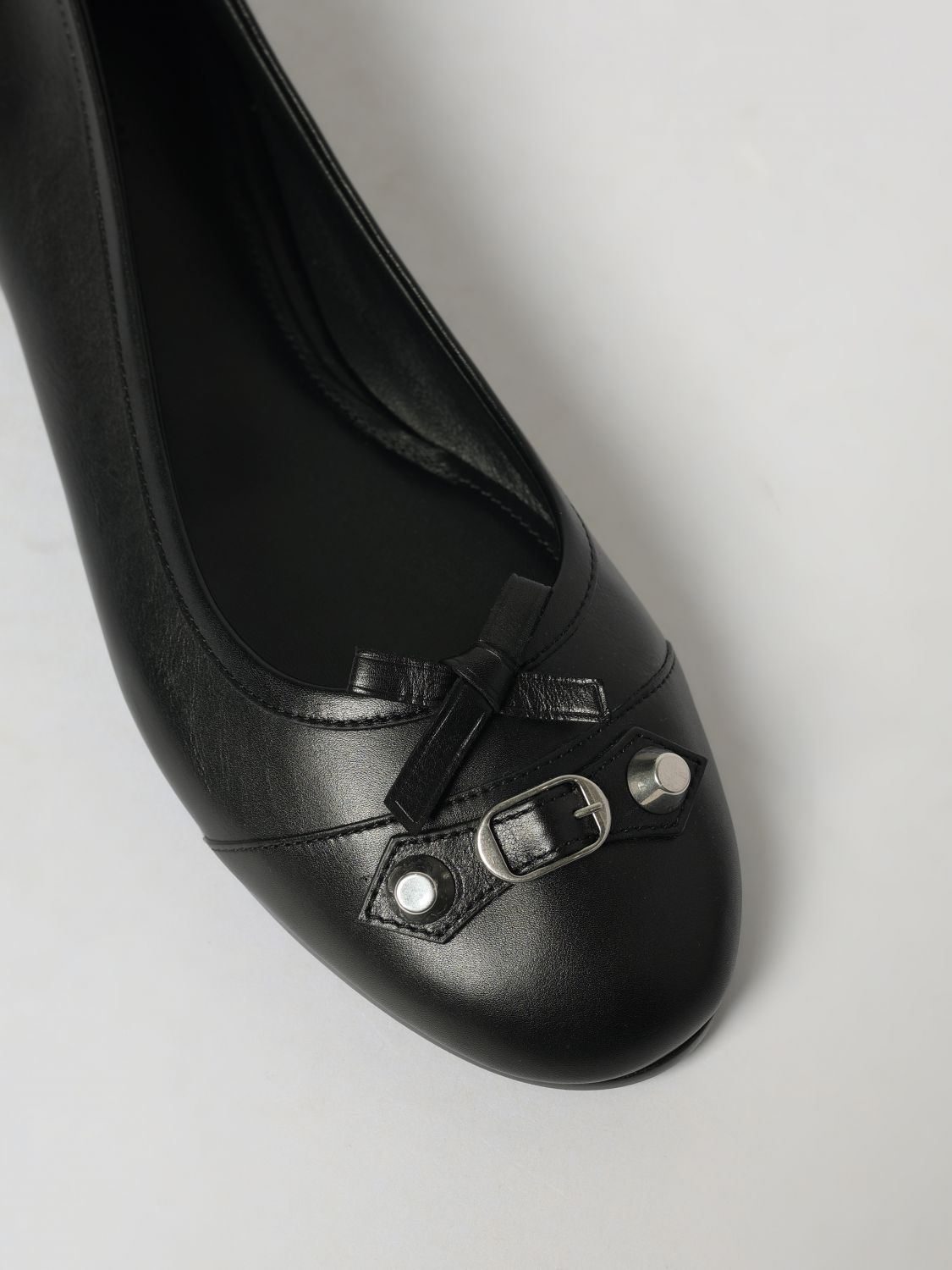 [Balenciaga] Flat shoes SS26 854369WBDH5 1081