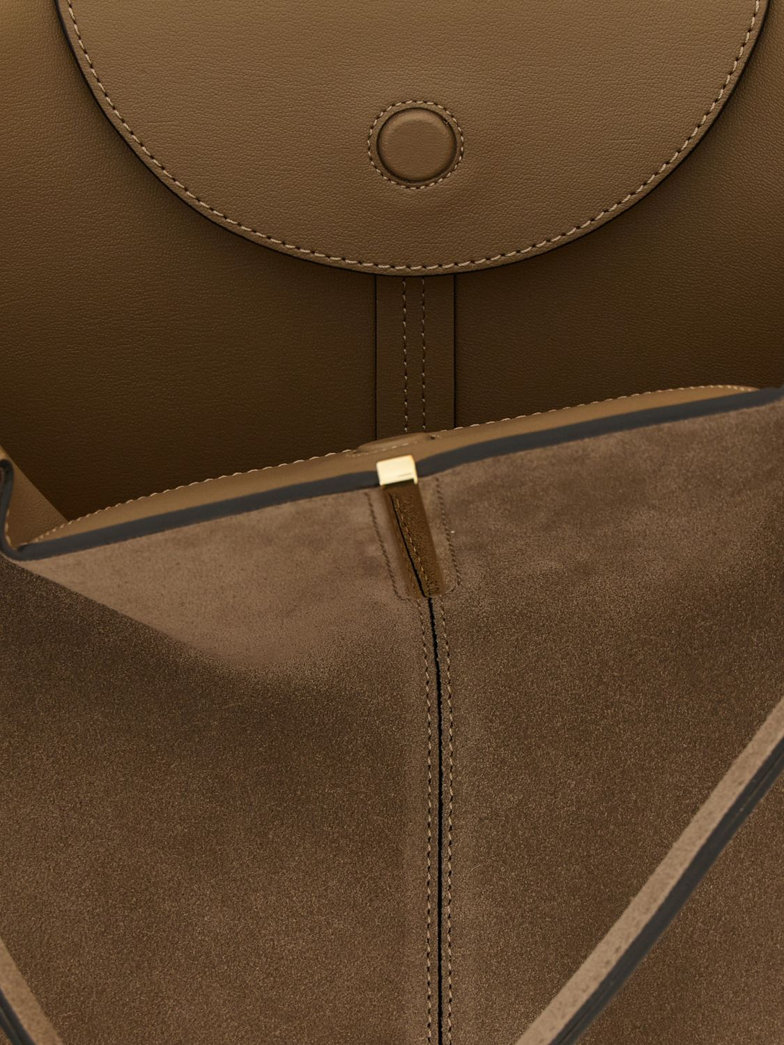 [Tod's] Shoulder bag SS26 XBWEBRA0250XBL C413