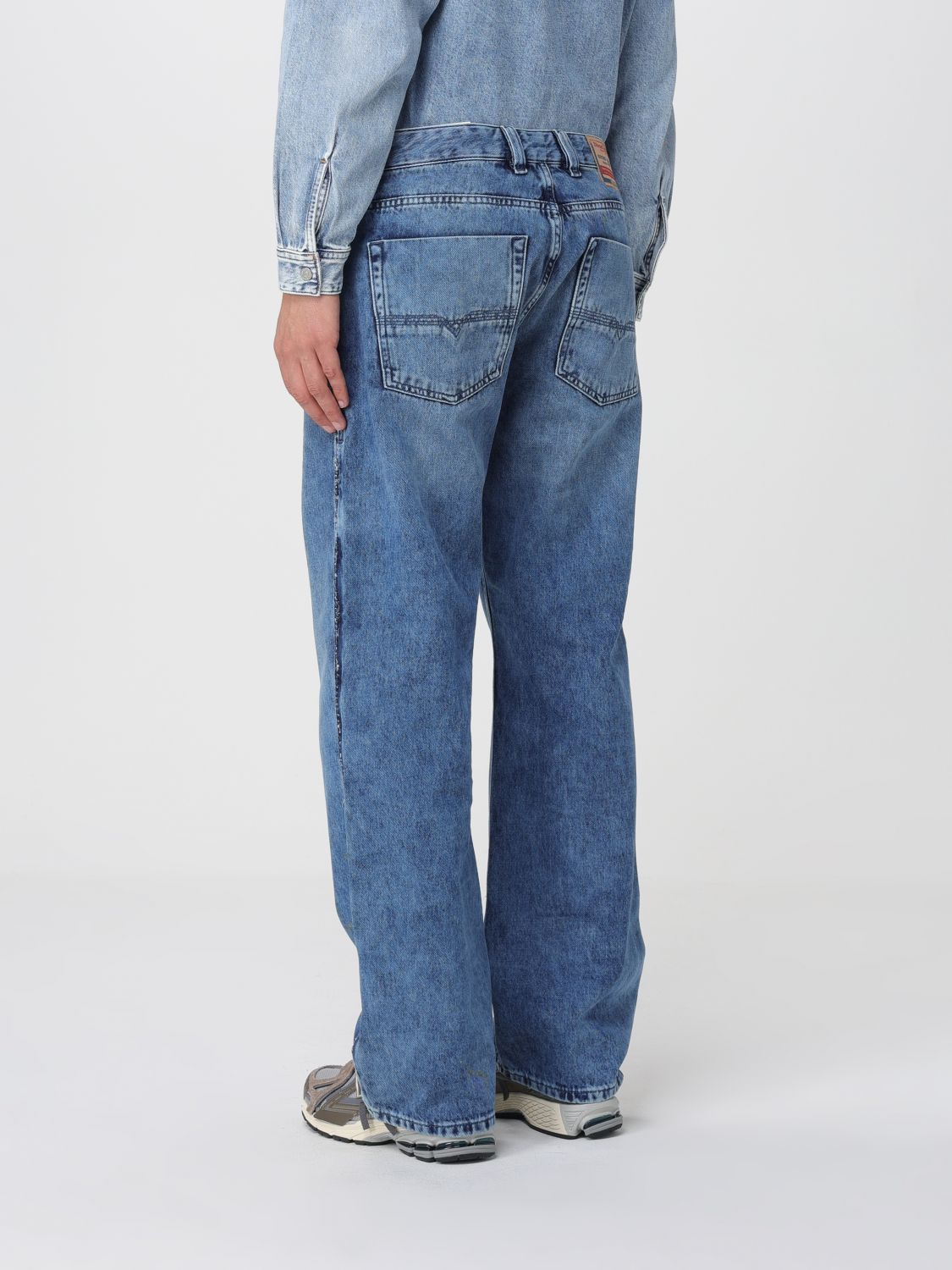 [Diesel] Jeans SS26 00SU1X0KIAL 01