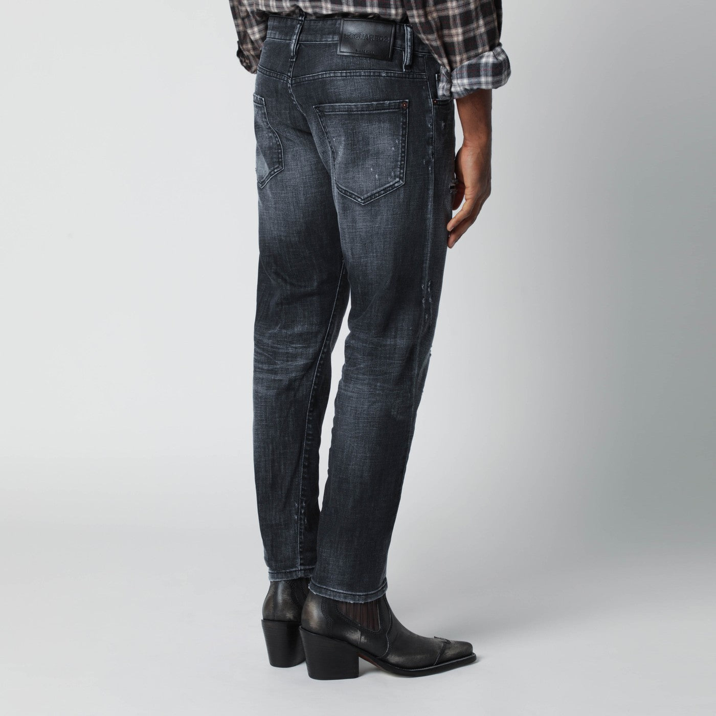 [Dsquared2] Jeans SS26 S74LB1912S30357