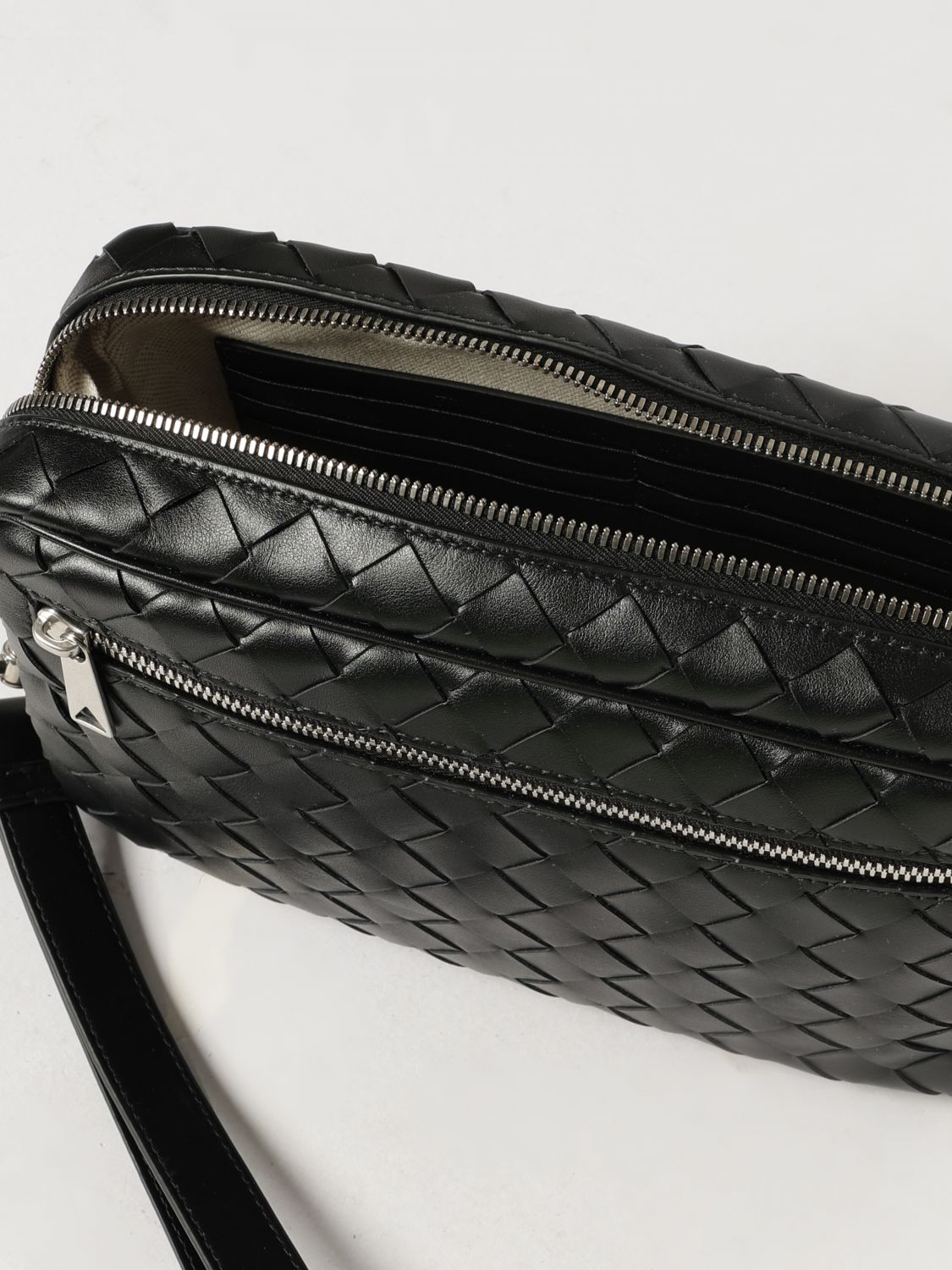 [Bottega Veneta] Clutch bag SS26 777390V2HL1 8803