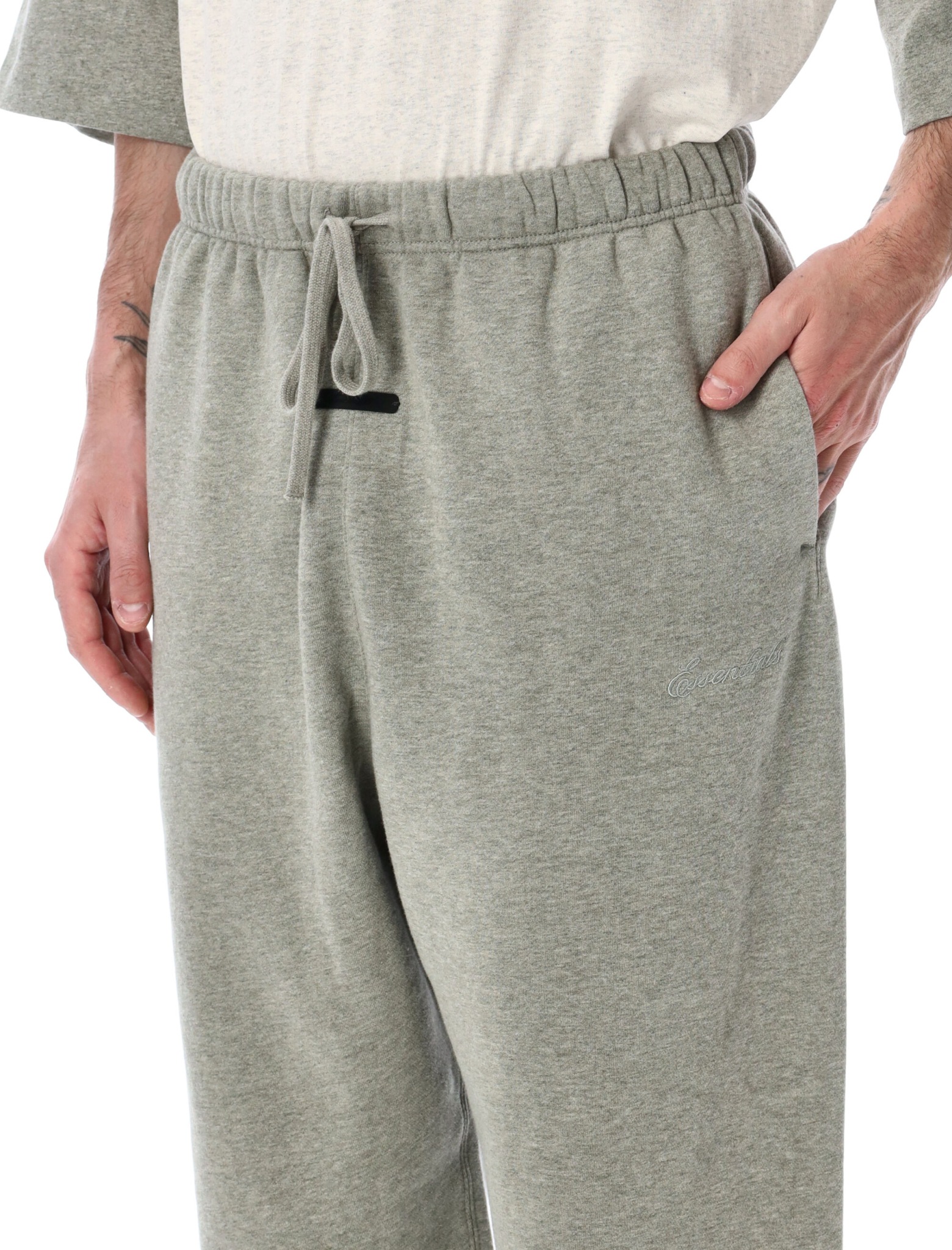 [Fear Of God Essentials] Trousers SS26 130SP262023FCH