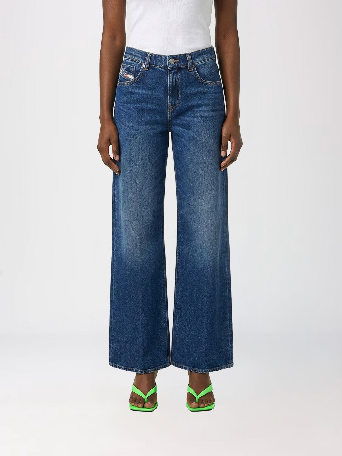 [Diesel] Jeans SS26 A0362409L21 01