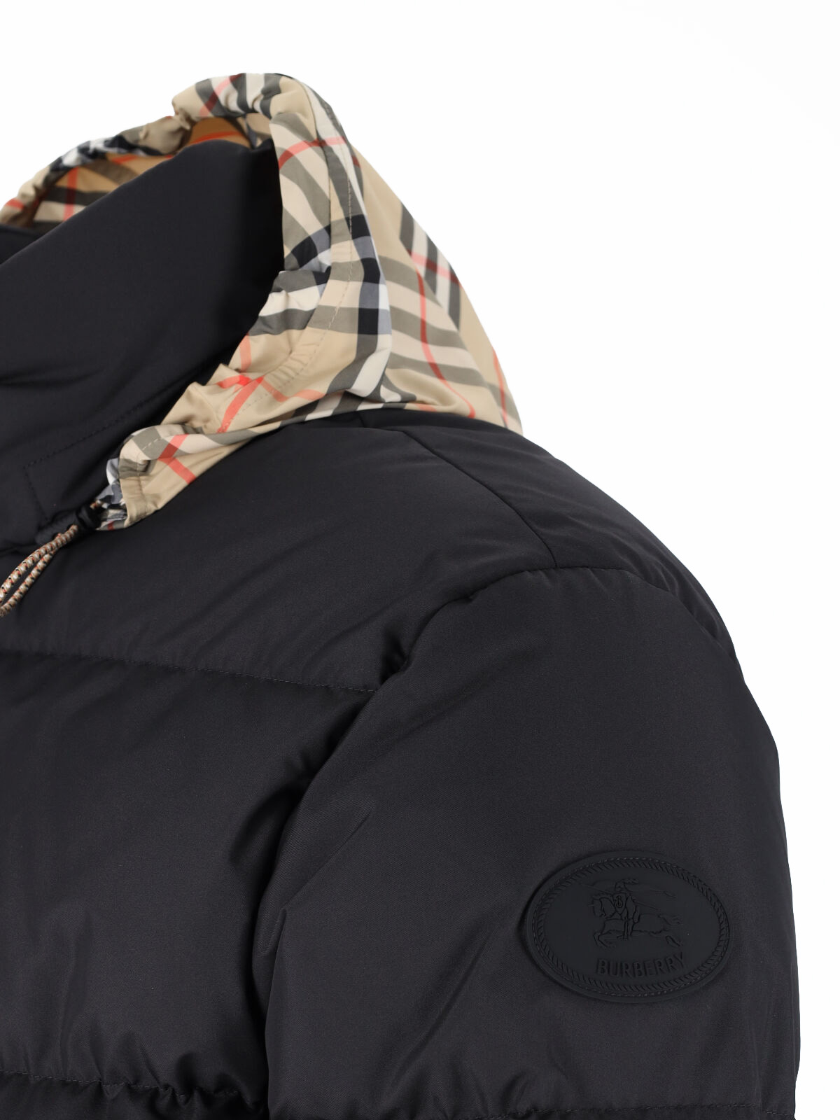[Burberry] Down Jacket FW26 8110196A1189