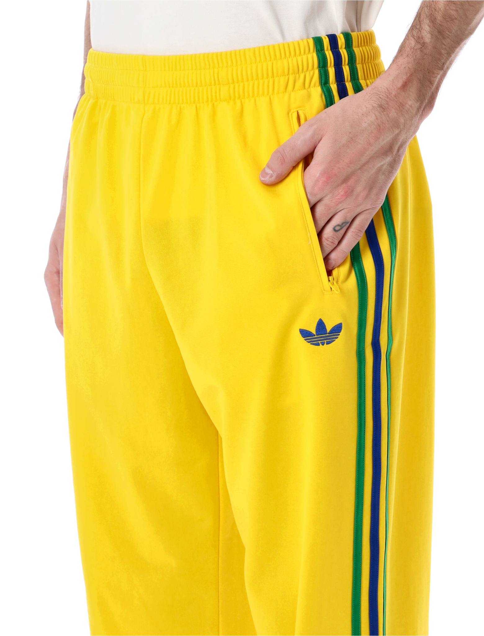 [ADIDAS ORIGINALS] Training Pants SS26 KD3840E