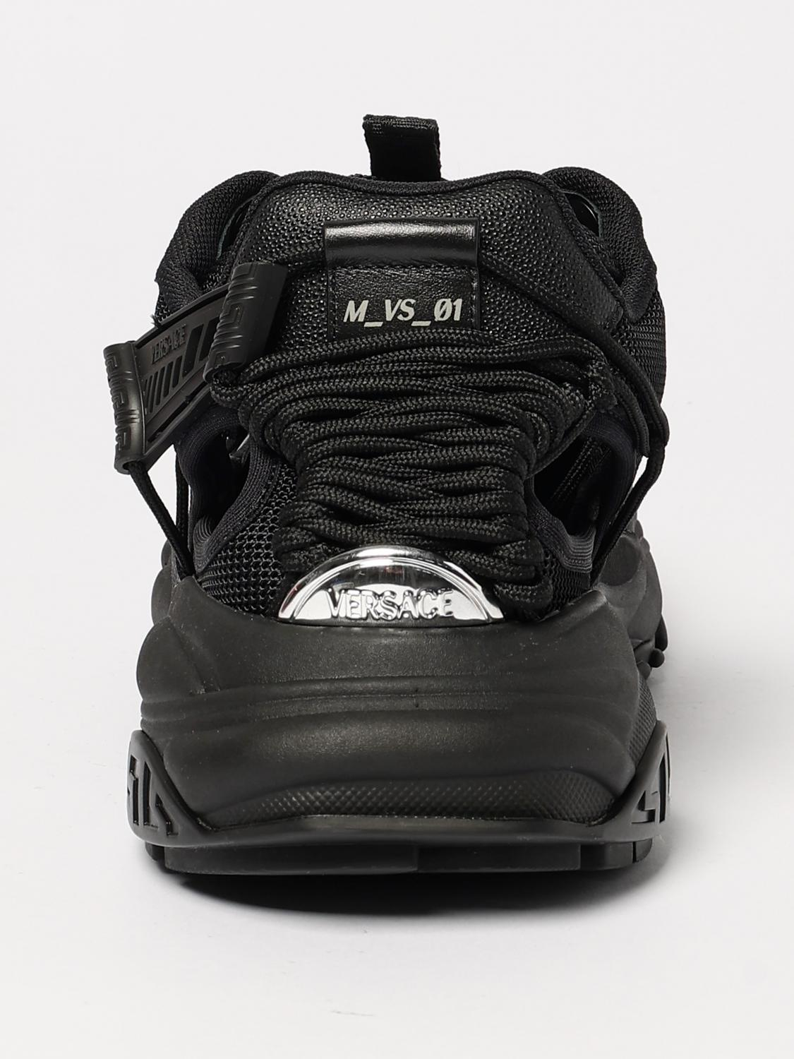 [Versace] Sneakers FW25 10167111A11861 1B000