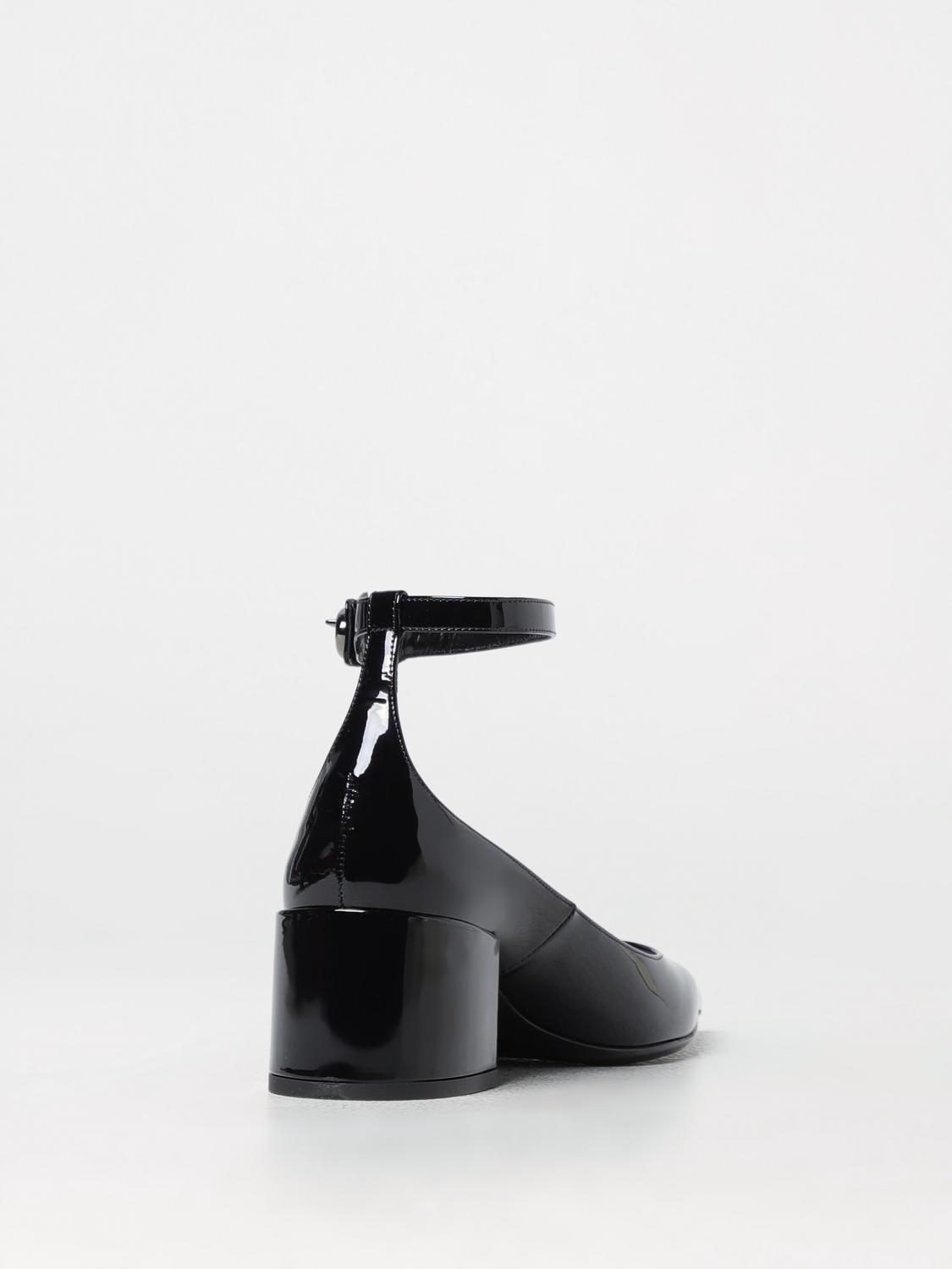 [Valentino Garavani] Pumps FW25 5W0S0KV4XFV 0NO