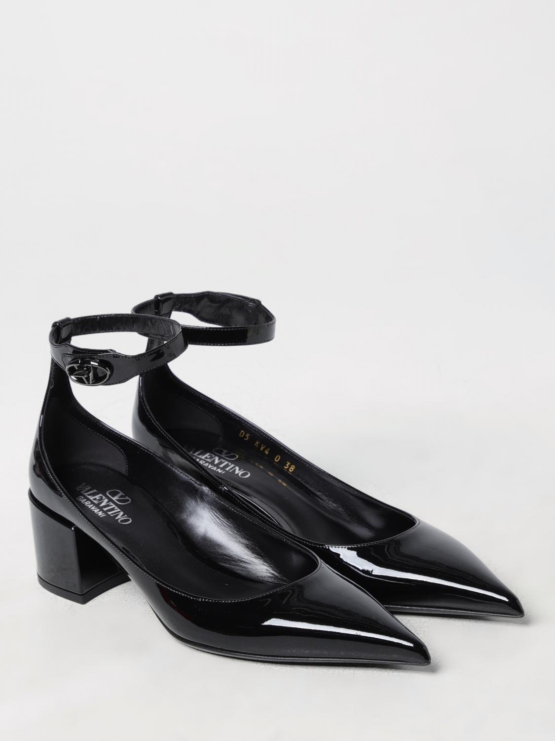 [Valentino Garavani] Pumps FW25 5W0S0KV4XFV 0NO