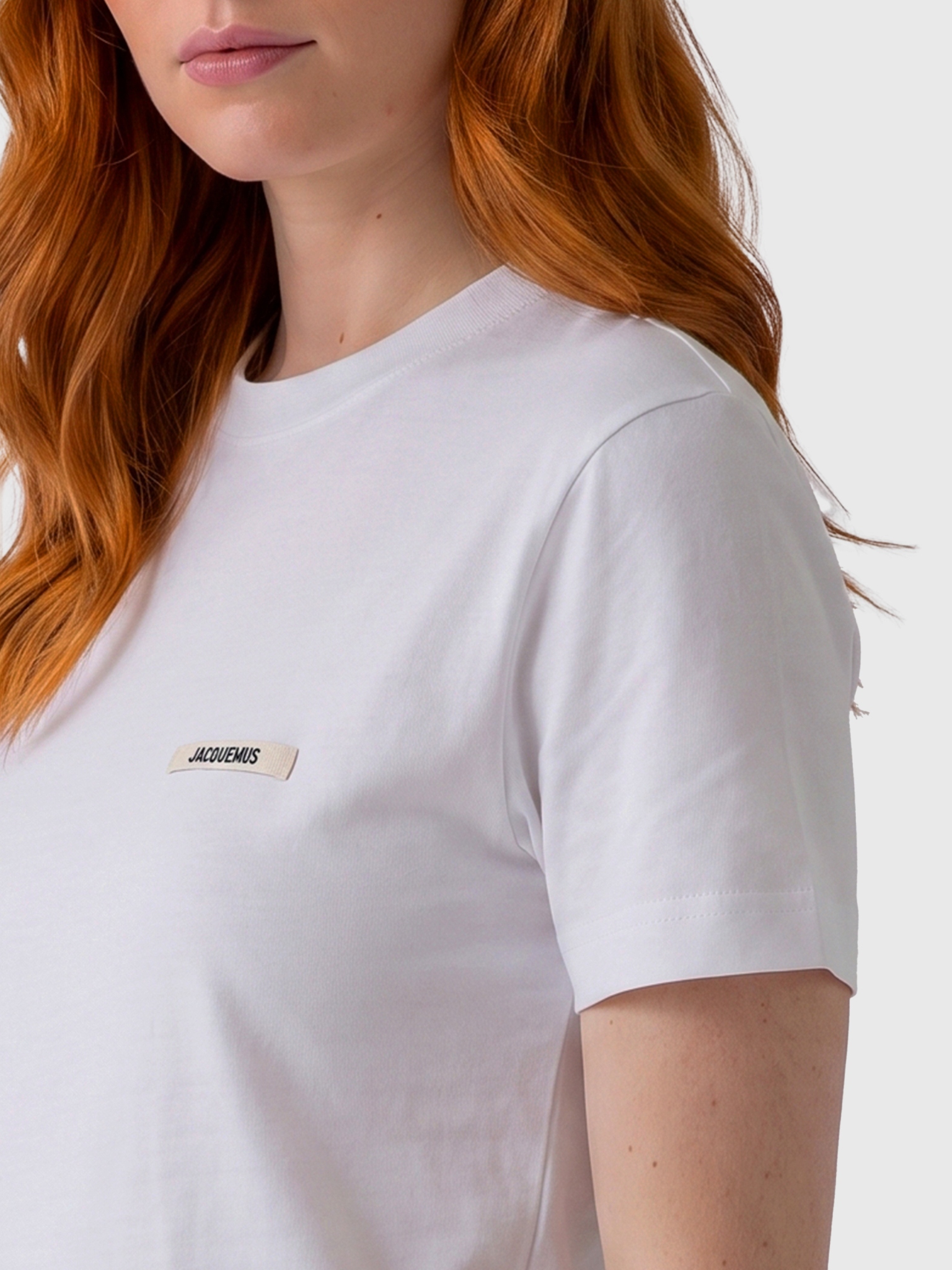 [JACQUEMUS] T-shirts Short Sleeve FW26 TSW00550_AJ00029_100
