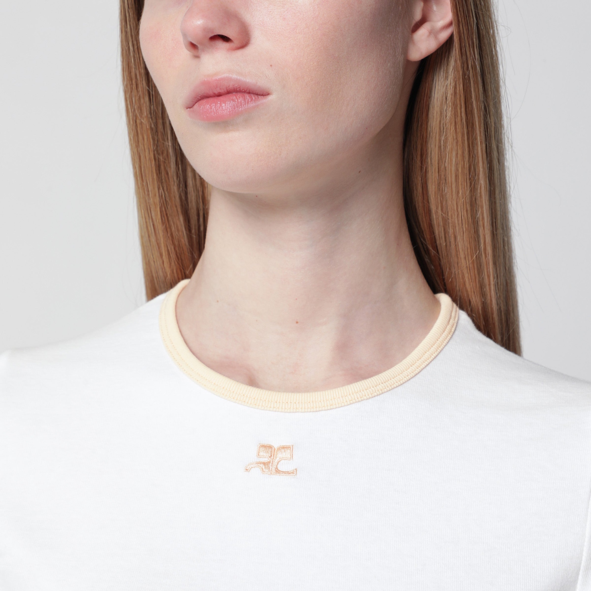 [Courreges] T-shirts Short Sleeve SS26 125JTS017JS0203