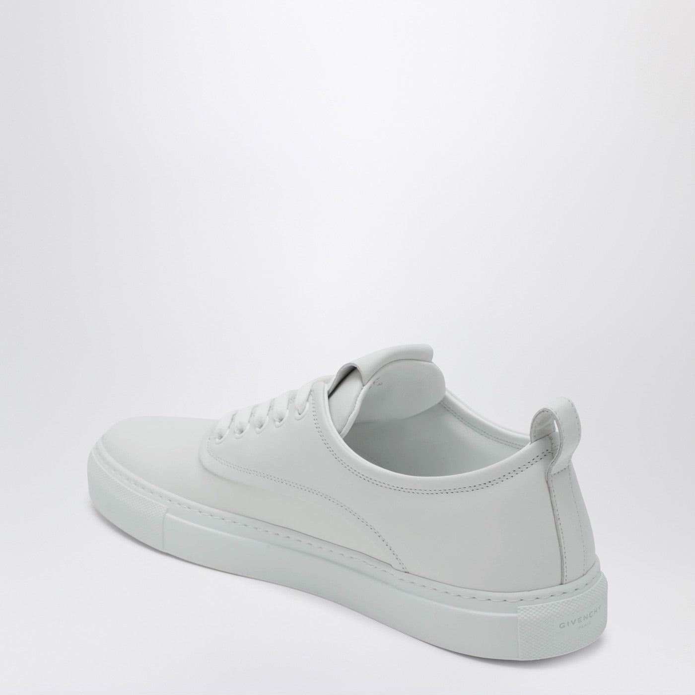 [Givenchy] Sneakers SS26 BH00B3H1WY