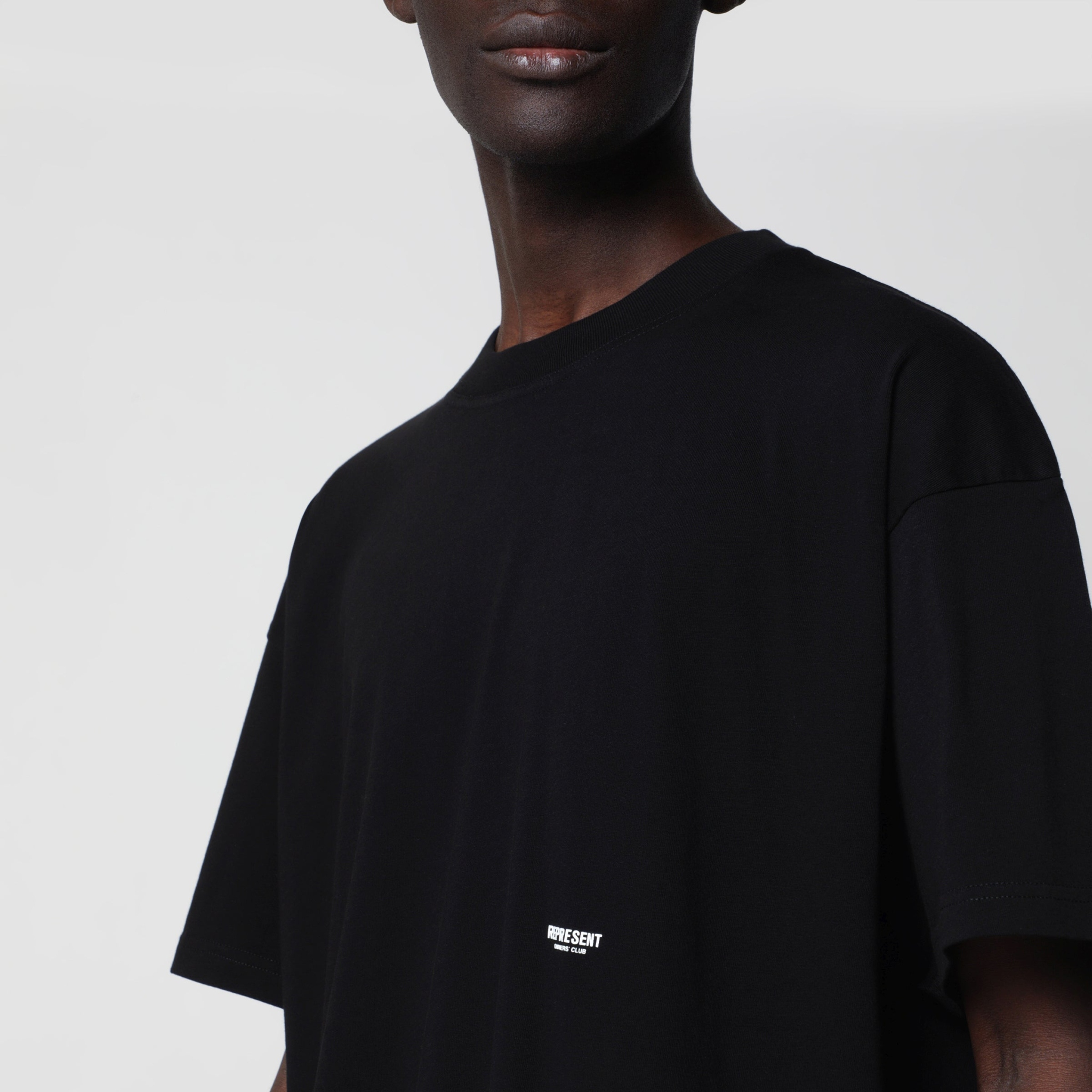 [Represent] T-shirts Short Sleeve FW26 OCM100042CO