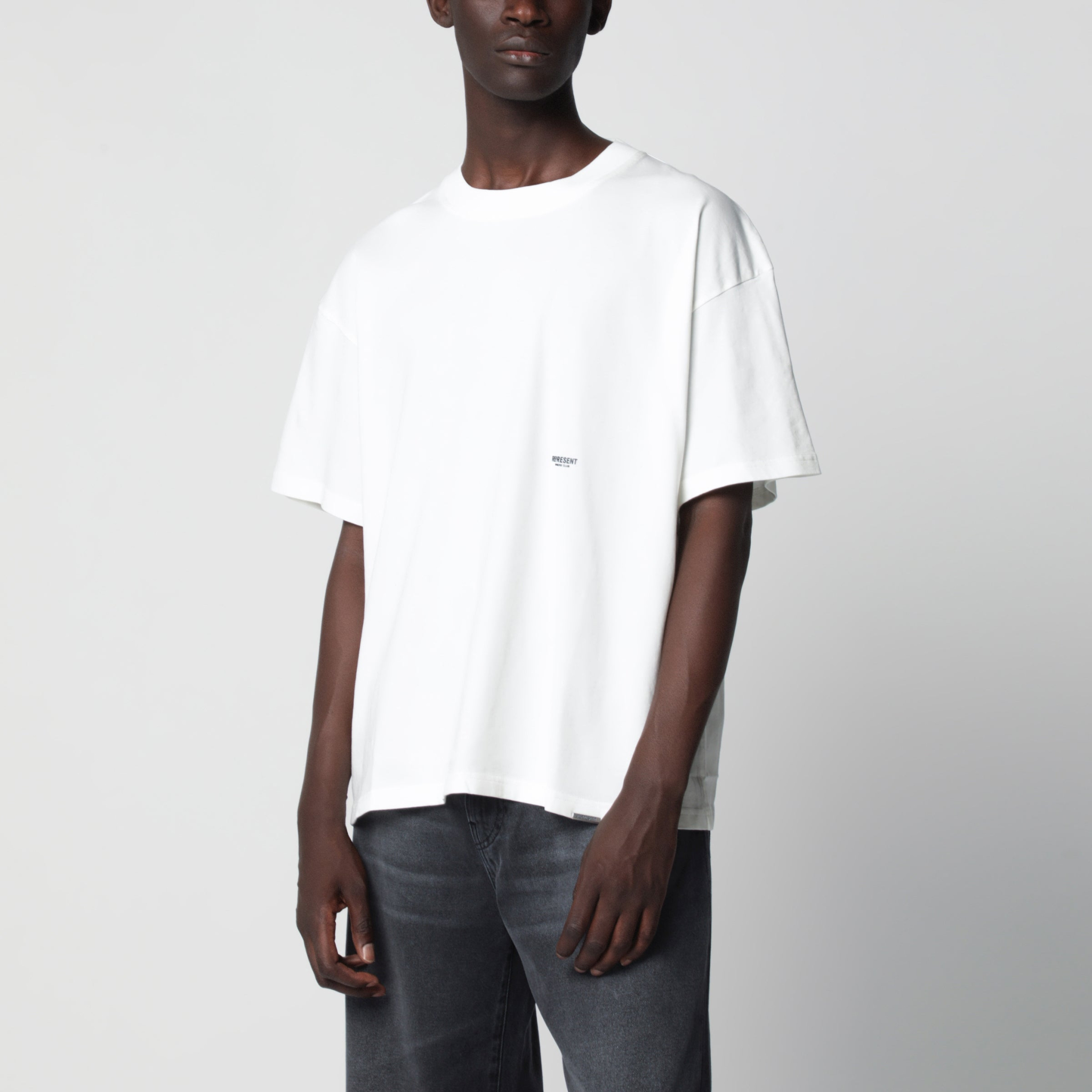 [Represent] T-shirts Short Sleeve FW26 OCM100042CO