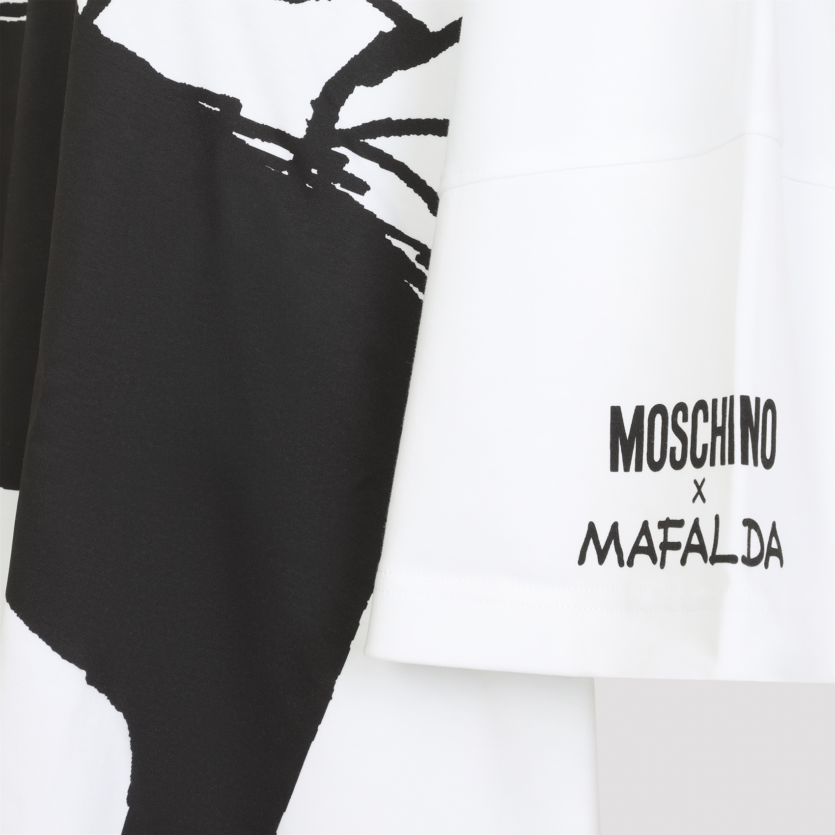 [Moschino] Short sleeve dress FW26 262DJ0446.5442