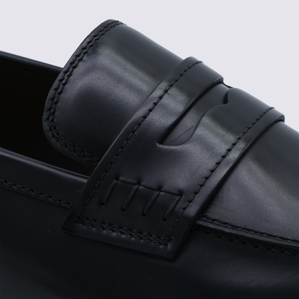 [Doucal's] Loafer FW26 DU2726BRUXUF007NN00