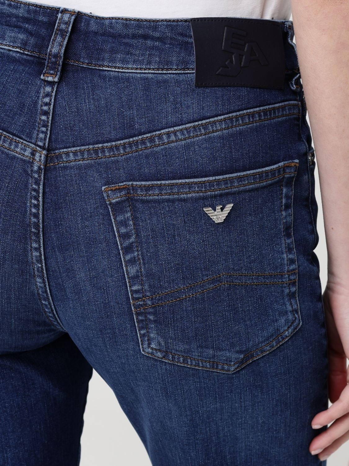[Emporio Armani] Jeans SS26 EW001499AF17030 MB002