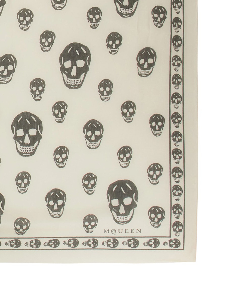 [Alexander McQueen] Scarf FW26 807889_3052Q9260