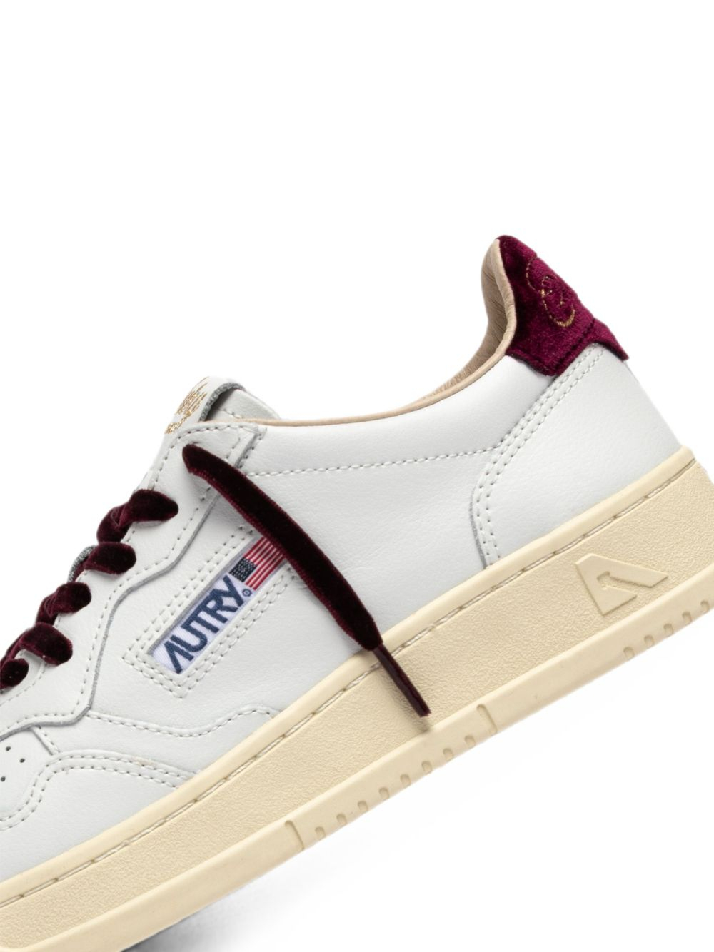 [AUTRY] Sneakers FW26 AULW VZ 01