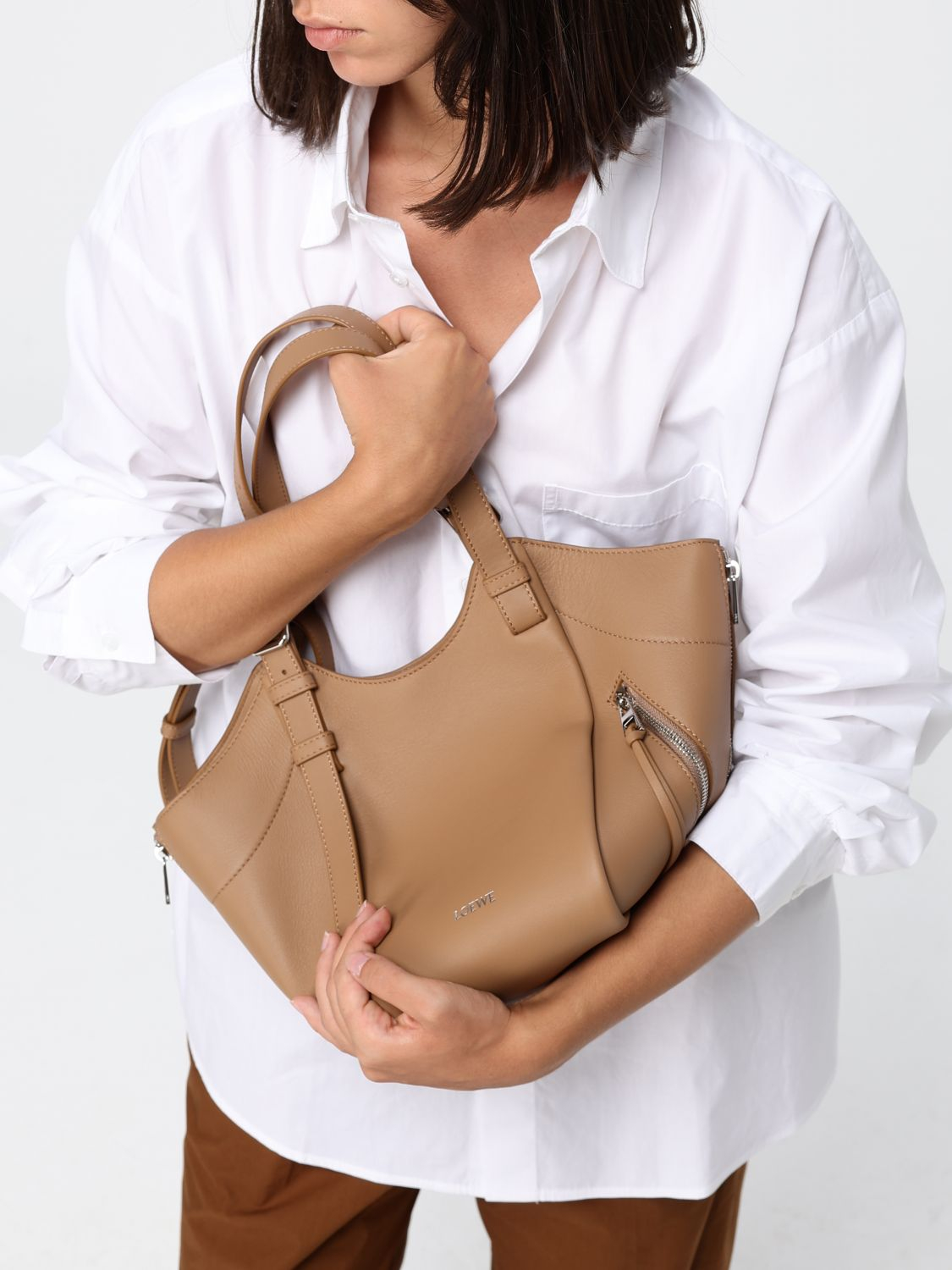 [Loewe] Shoulder bag SS26 A538HHBX07 9579