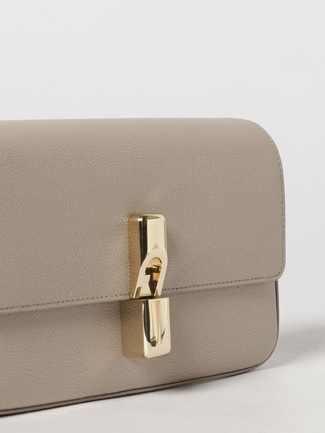 [Furla] Cross body bag FW26 WB02206ARE000 4892S
