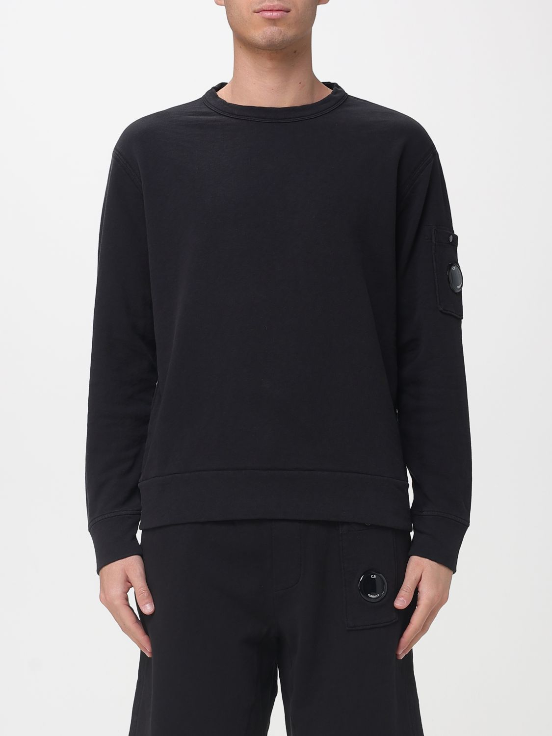 [C.P. Company] Sweatshirt SS26 20CMSS207A110337O 999