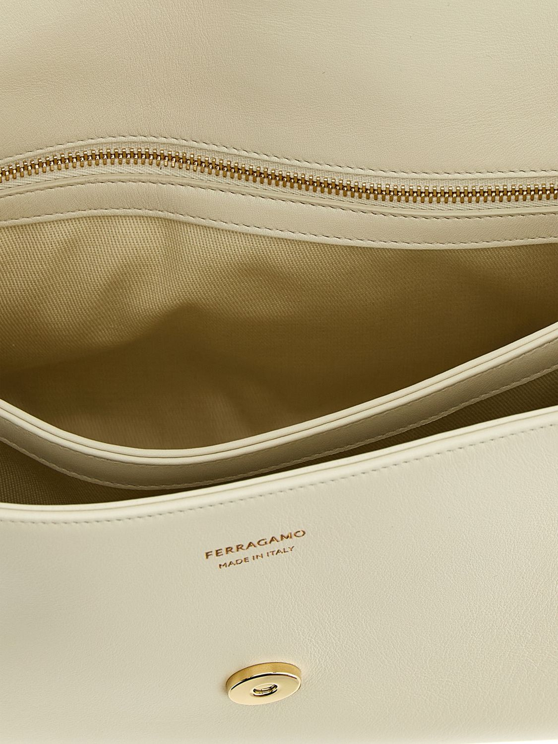 [Ferragamo] Shoulder bag SS26 791195 MASCARPONE