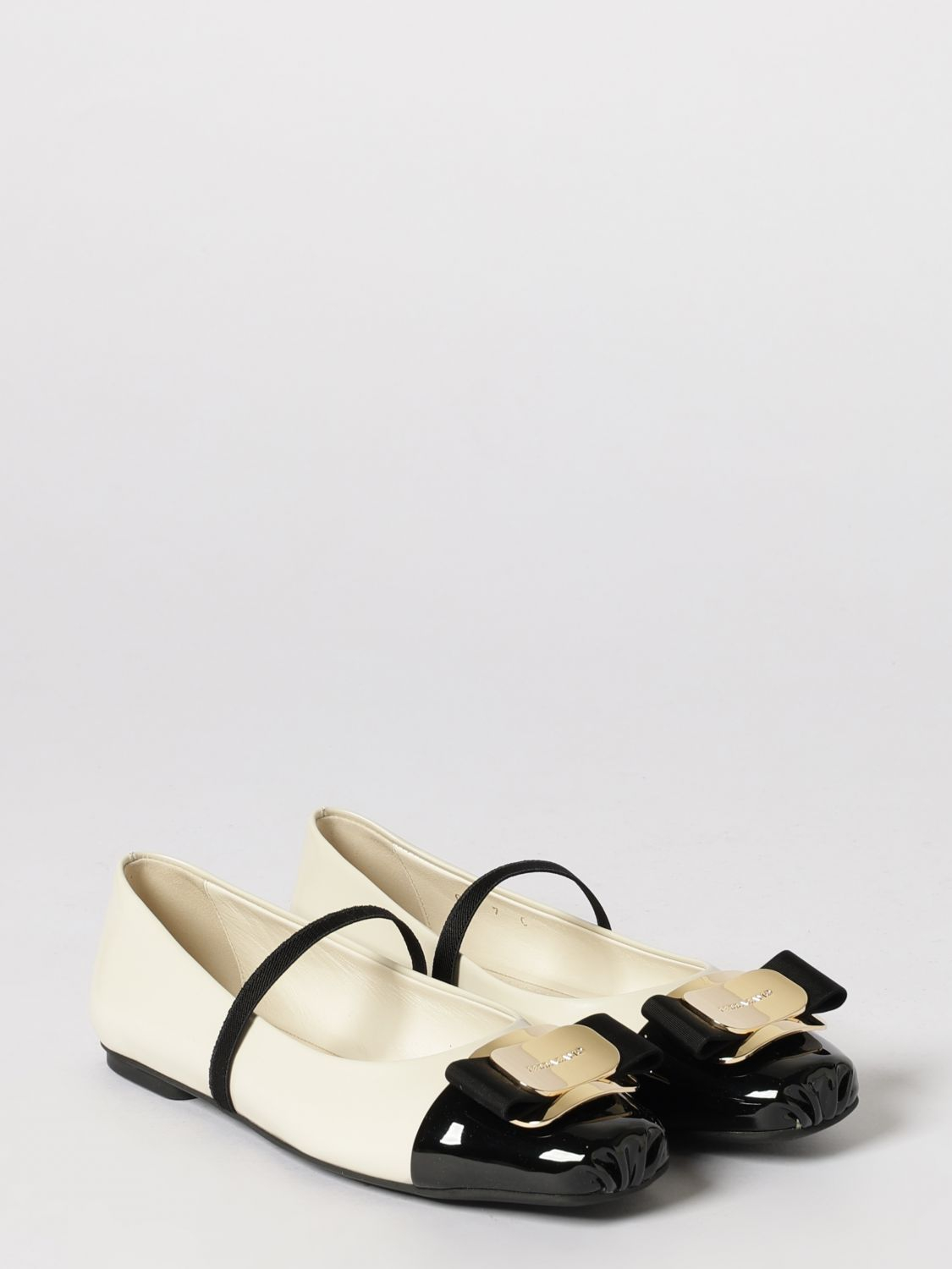 [Ferragamo] Flat shoes SS26 01J183 777437 001