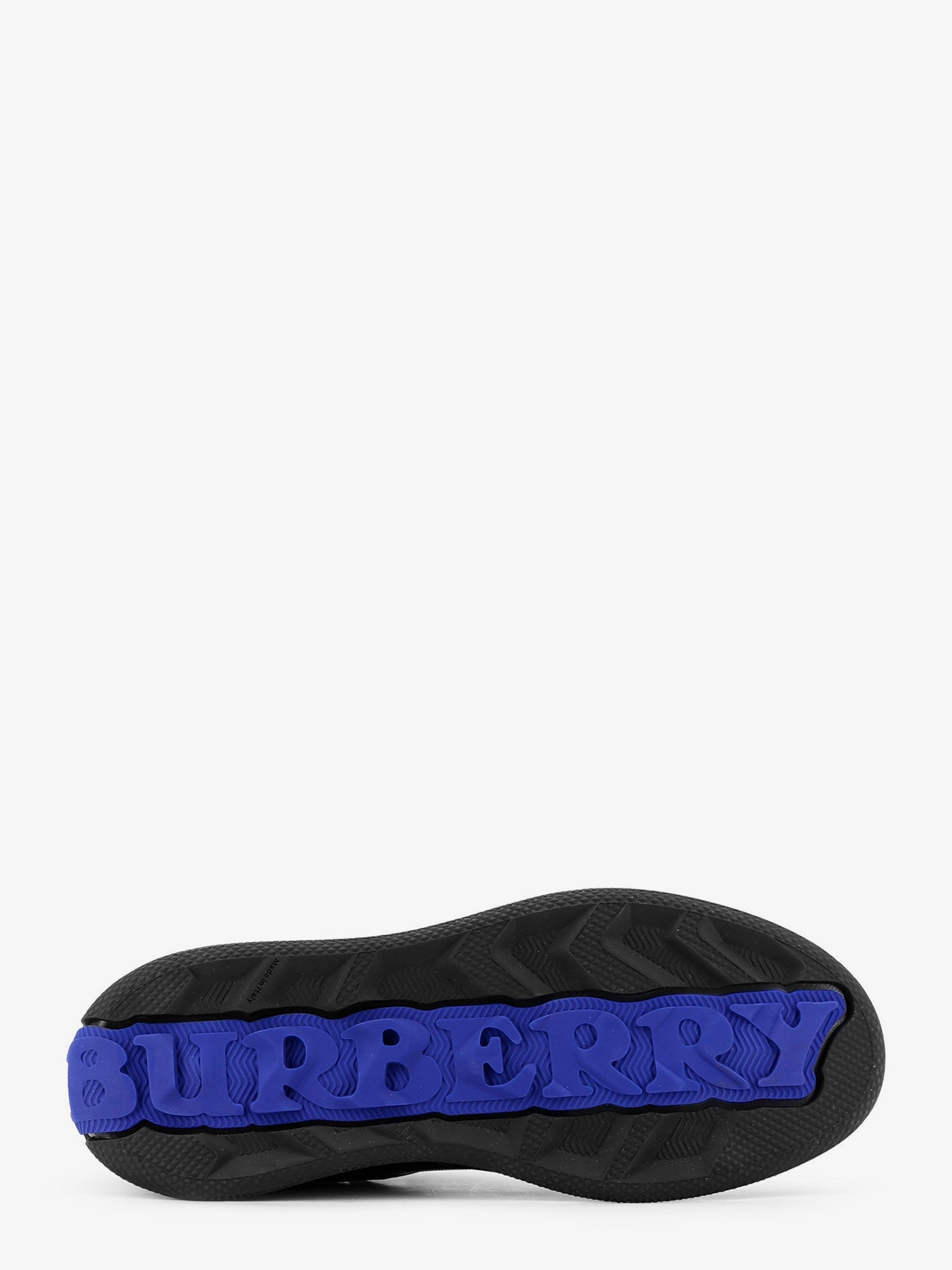 [Burberry] Sneakers FW26 8108650A1189