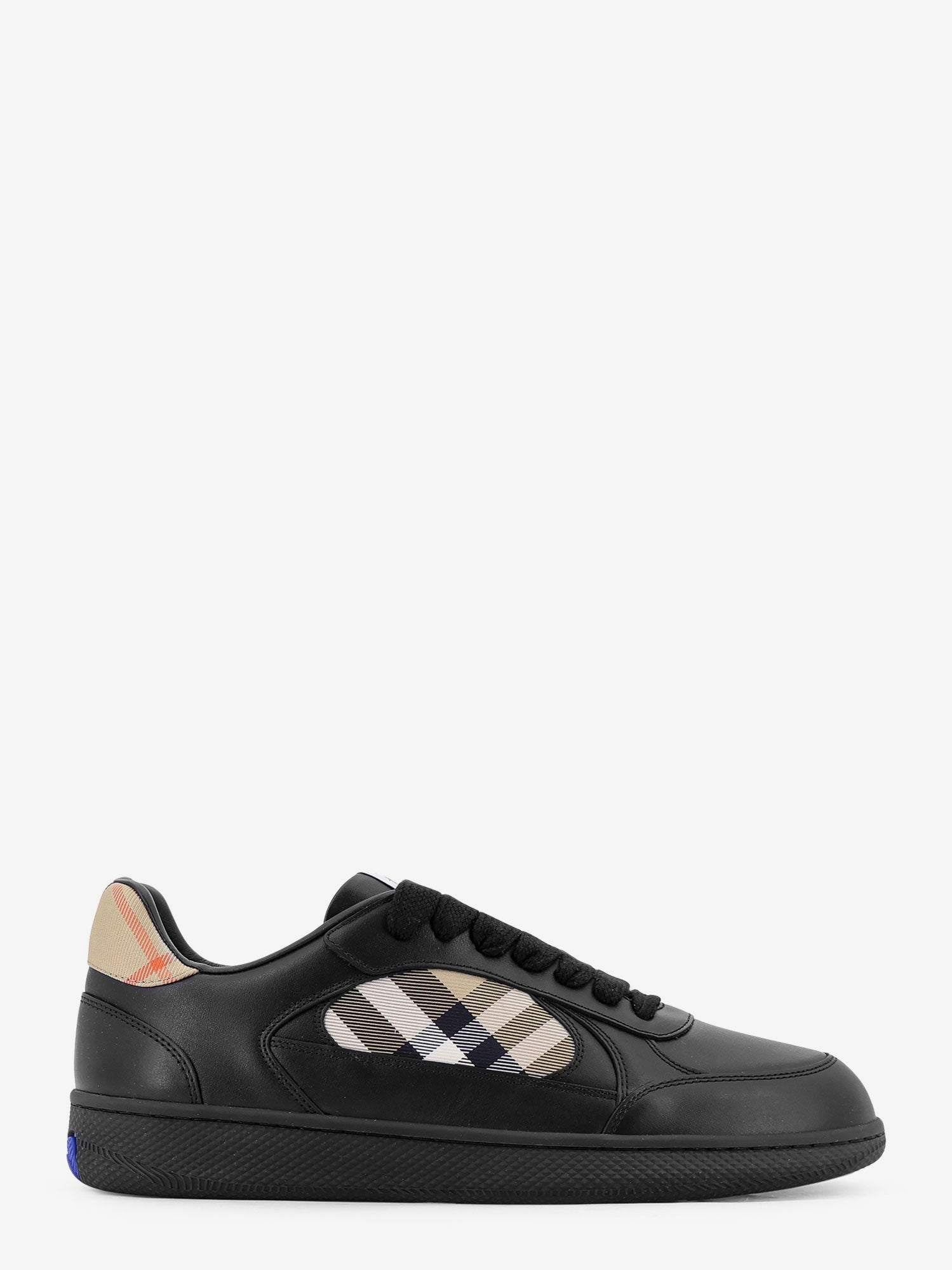 [Burberry] Sneakers FW26 8108650A1189