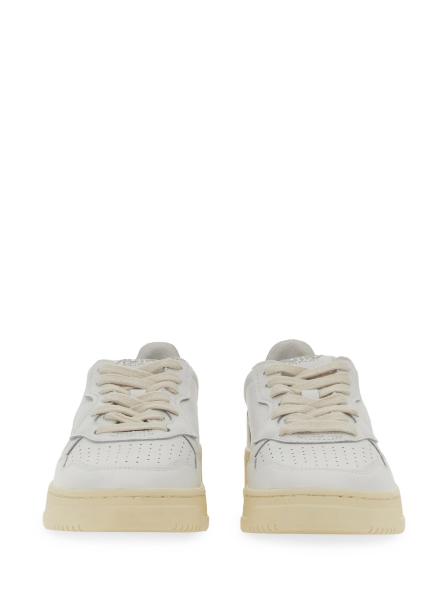 [AUTRY] Sneakers FW26 AULW_LL22
