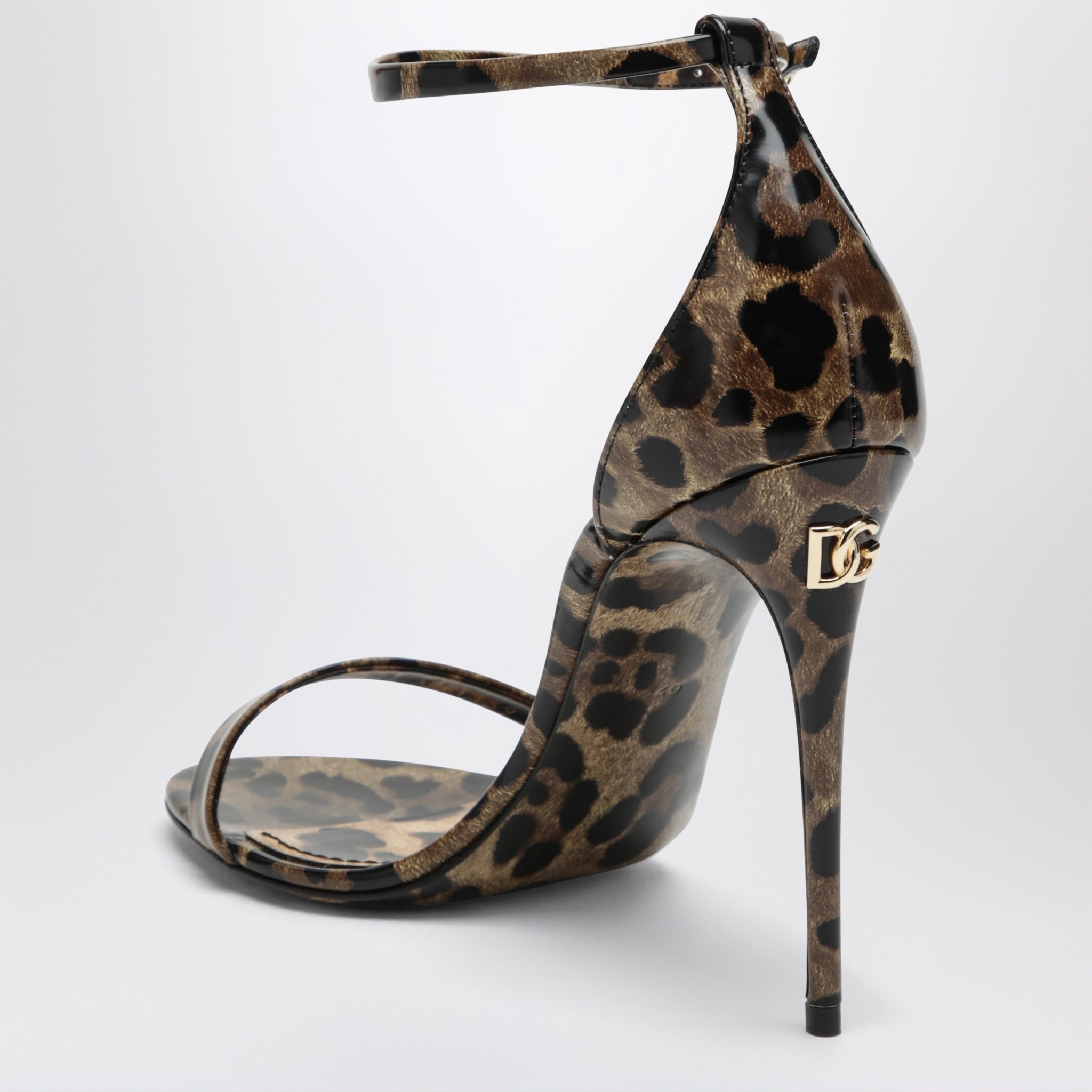 [DOLCE&GABBANA] Sandals FW26 CR1339AM568
