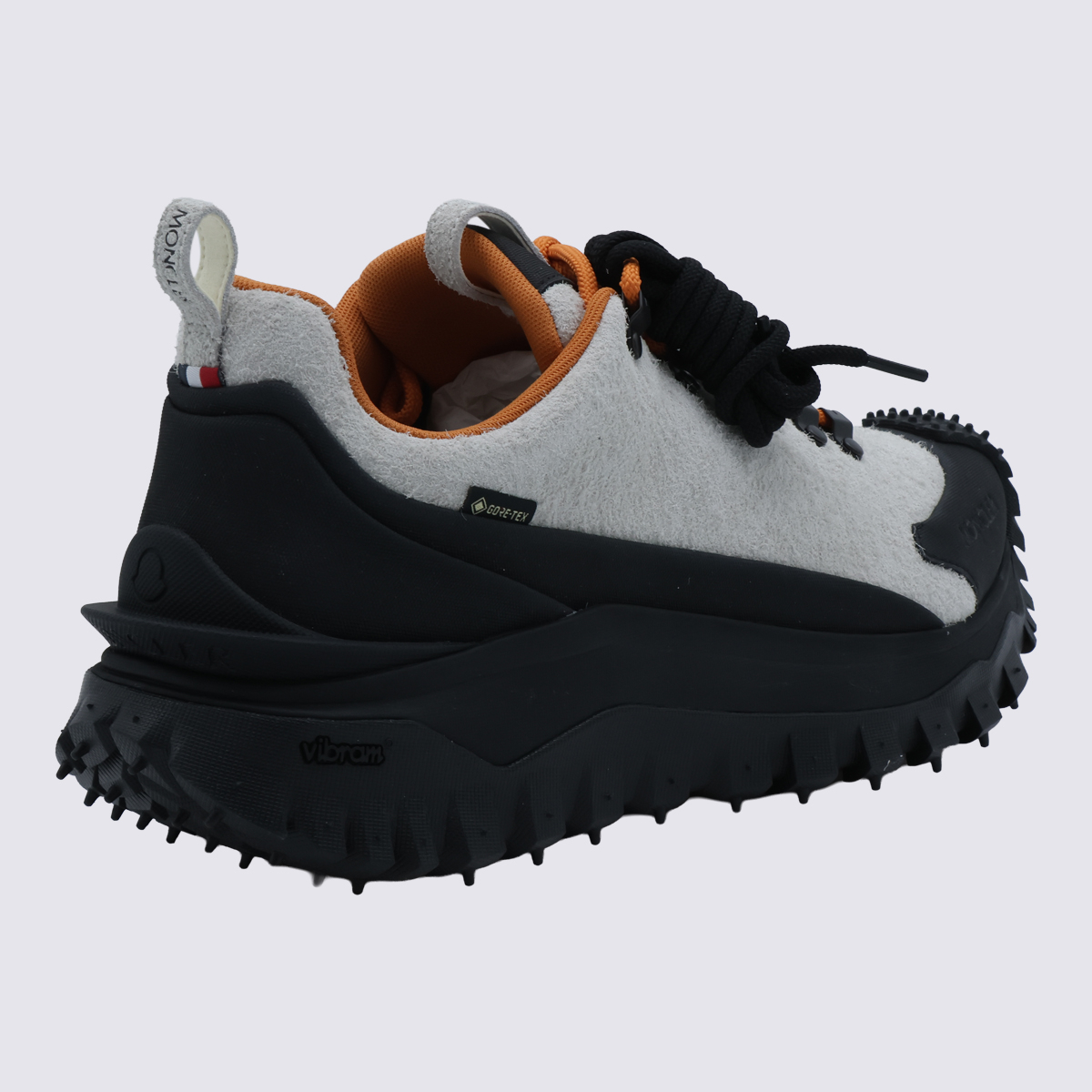 [Moncler] Sneakers FW26 L209A4M00020M9888033