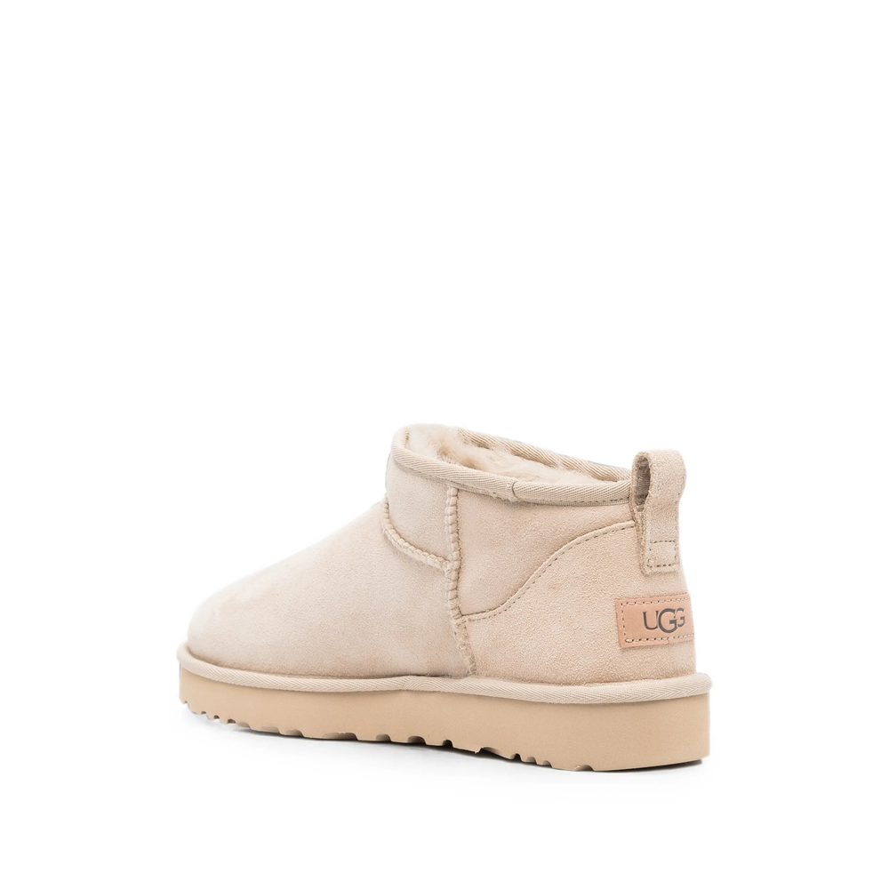 [UGG] Boots FW26 1116109 CLASSIC UL MNL