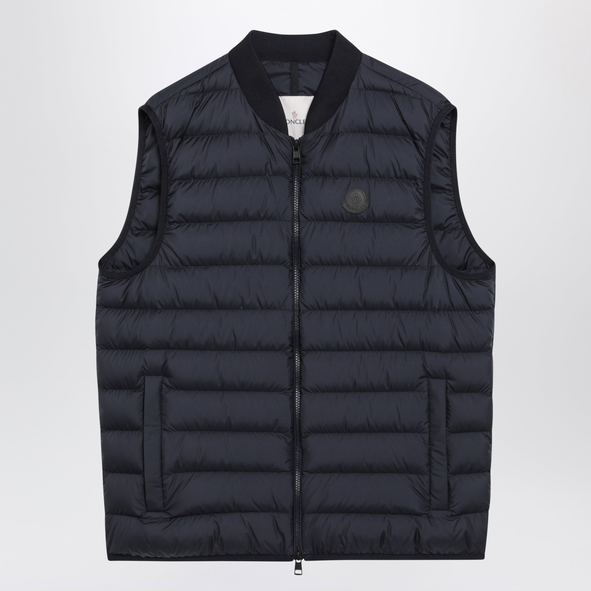 [Moncler] Down Vest FW26 1A00101597X2