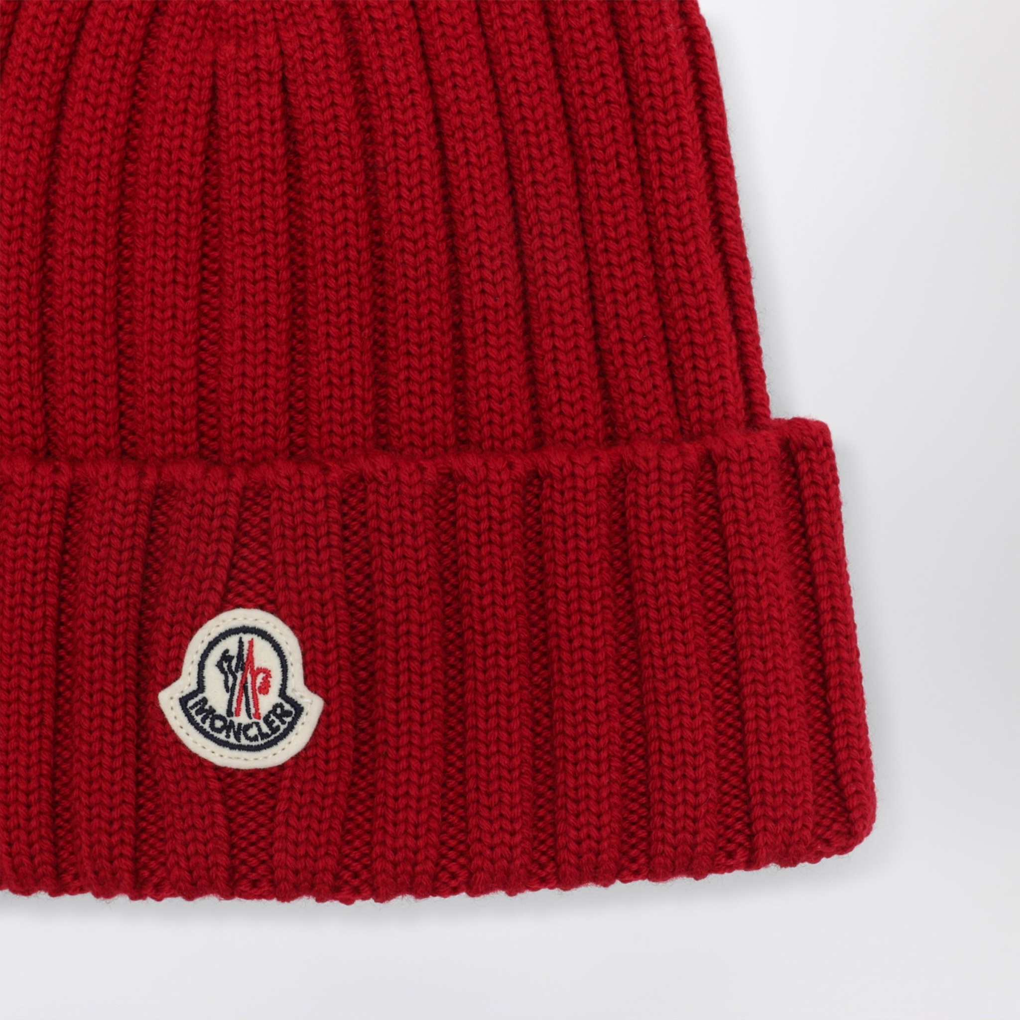 [Moncler] Beanie FW26 3B00036A9327