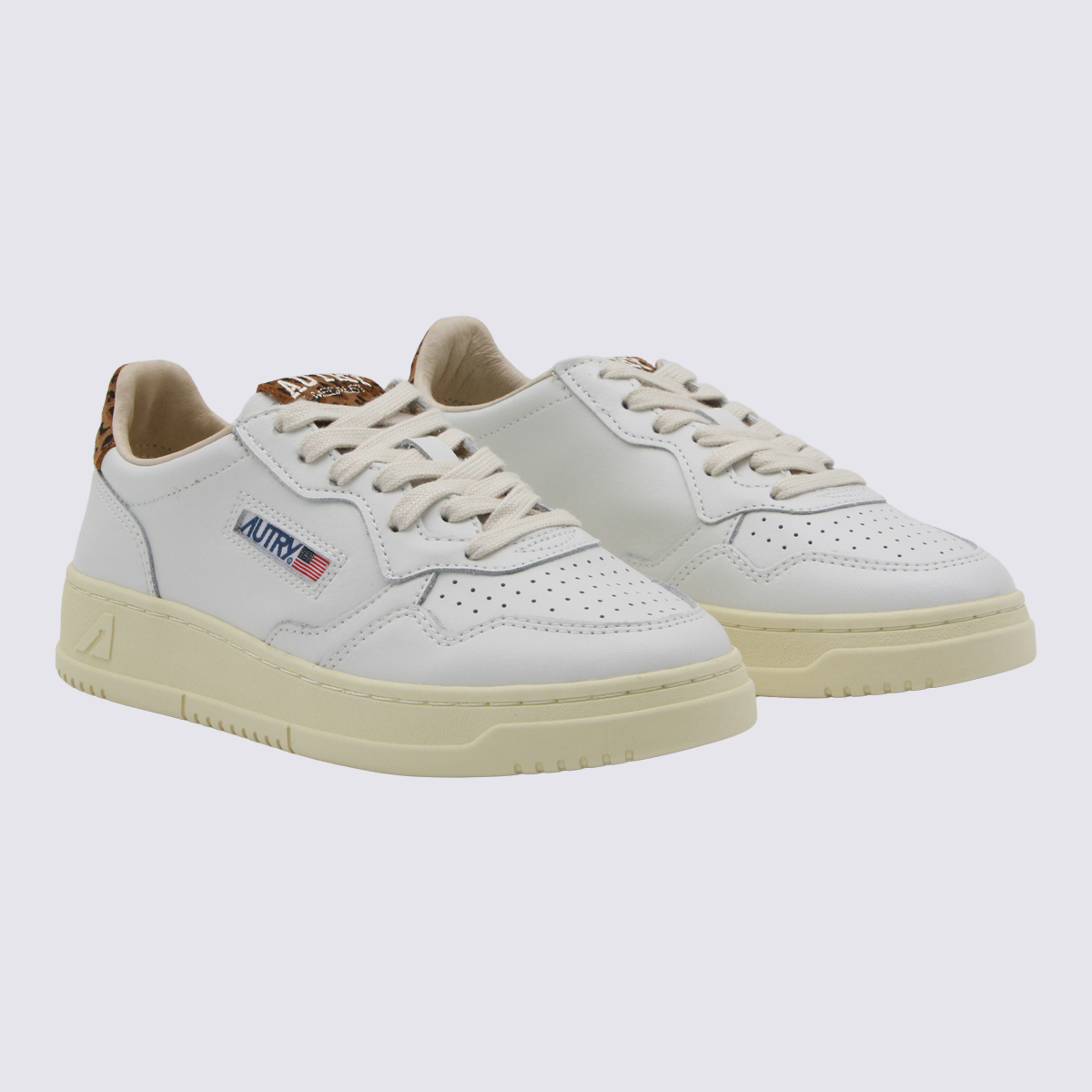 [AUTRY] Sneakers FW26 AULWHJ02
