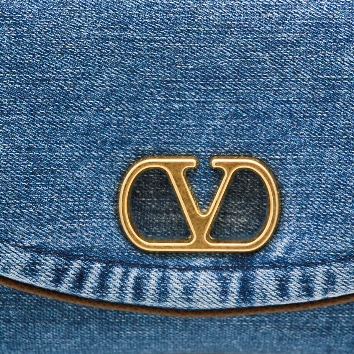 [Valentino Garavani] Shoulder bag SS26 8W0B0T31AXQCXJ