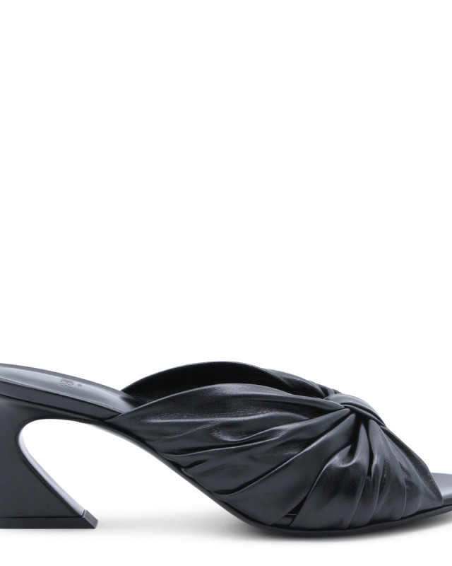[Fendi] Sandals SS26 8R8883AYFAF0QA1