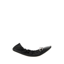 [Gucci] Flat shoes FW26 875322AAF3Q 1000