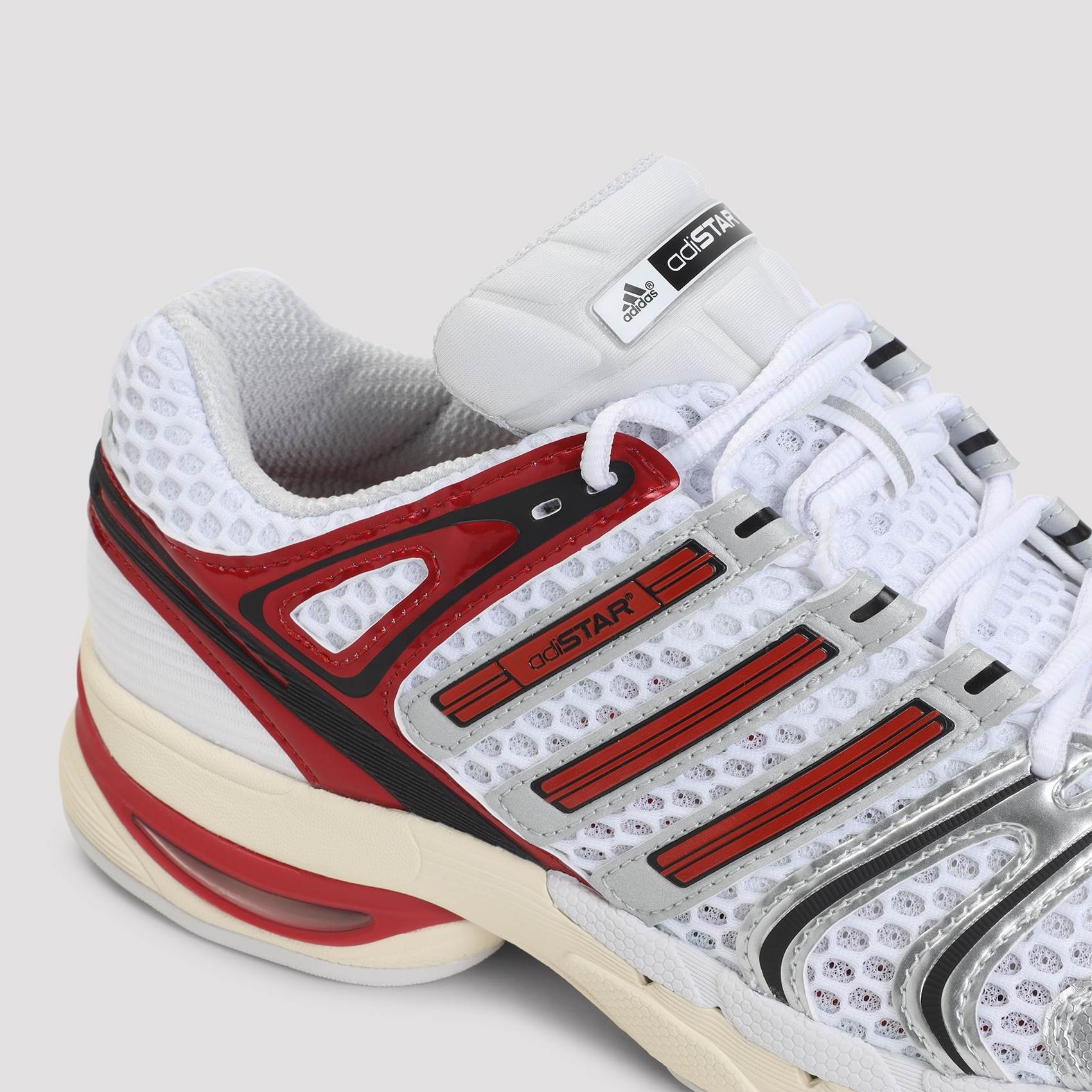 [Adidas] Sneakers SS26 KI8600